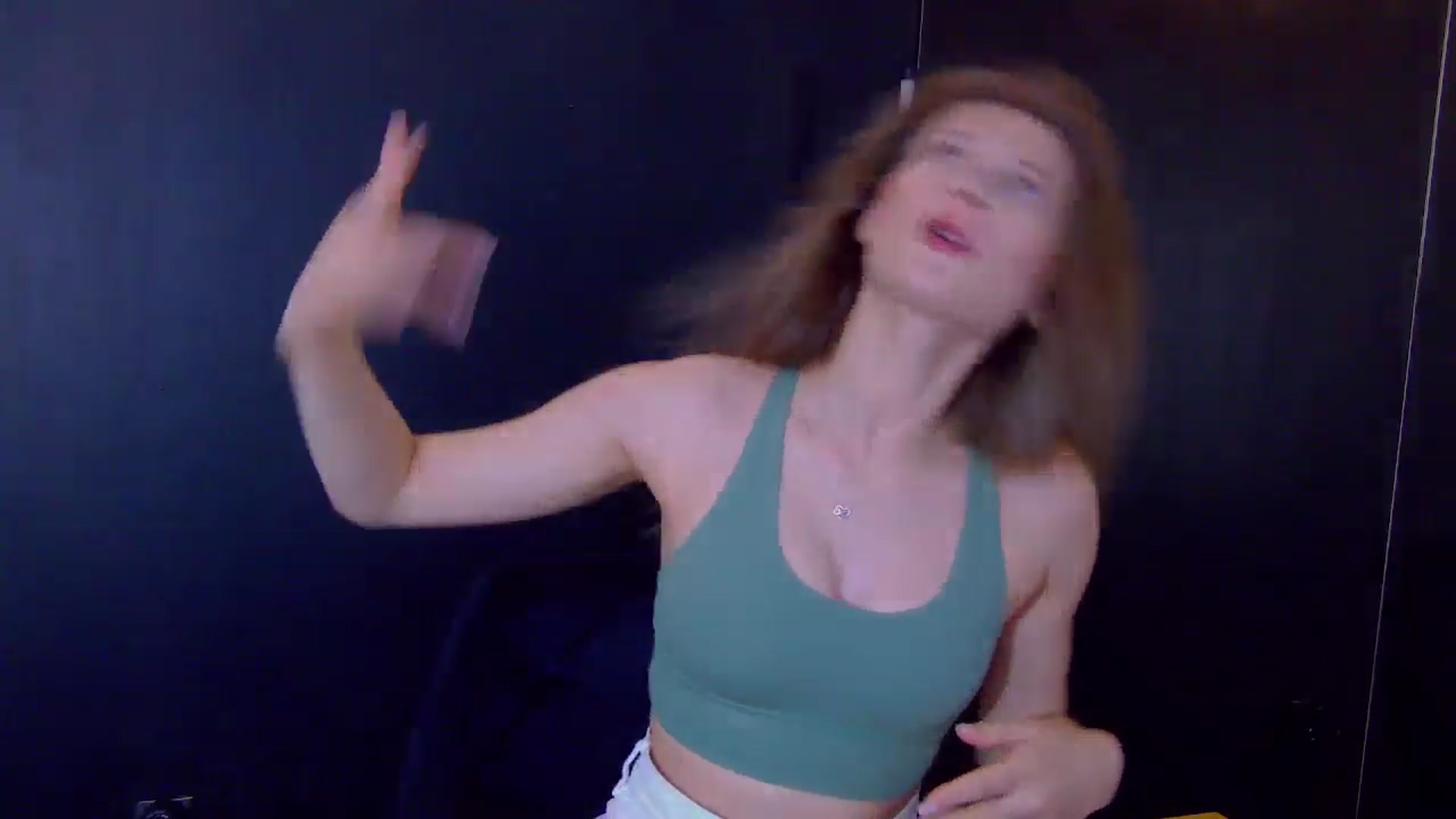 Gallery image thumbnail from Miss_L's myfreecams stream on, 05/25/2025, 17:27 image 5 of 20