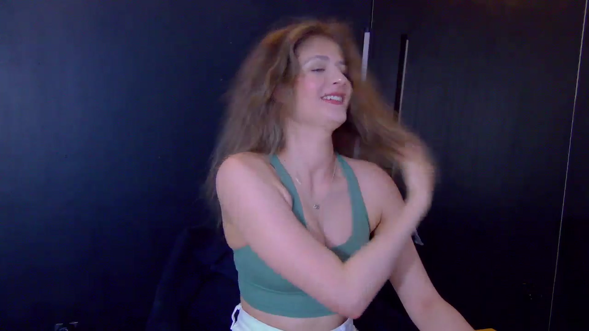 Gallery image thumbnail from Miss_L's myfreecams stream on, 05/25/2025, 17:27 image 8 of 20