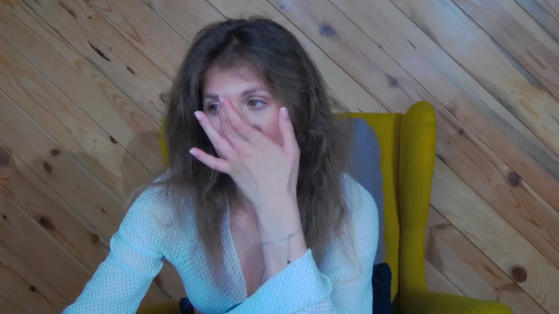 Gallery image thumbnail from Miss_L's myfreecams stream on, 05/27/2025, 19:47 image 7 of 20