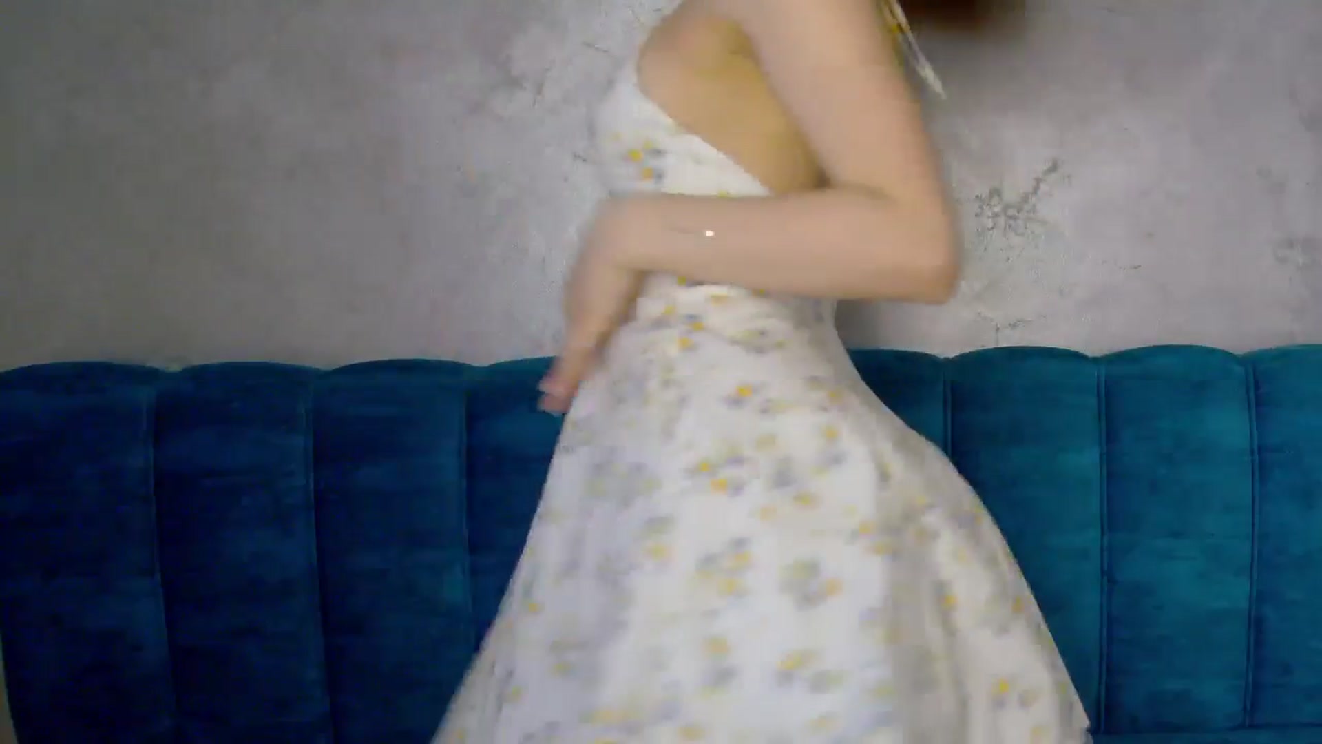 Gallery image thumbnail from Miss_L's myfreecams stream on, 06/17/2025, 18:21 image 7 of 20