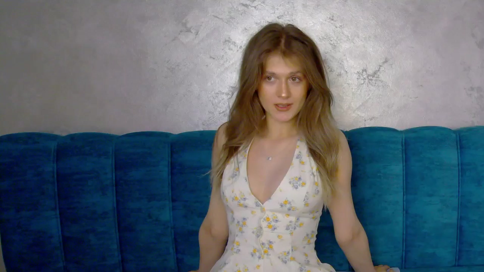 Gallery image thumbnail from Miss_L's myfreecams stream on, 06/17/2025, 18:21 image 6 of 20