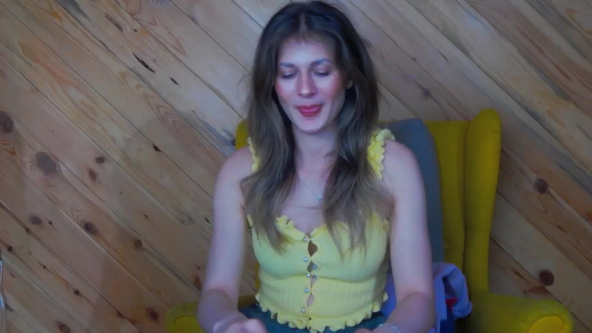 Gallery image thumbnail from Miss_L's myfreecams stream on, 06/29/2025, 17:43 image 5 of 20