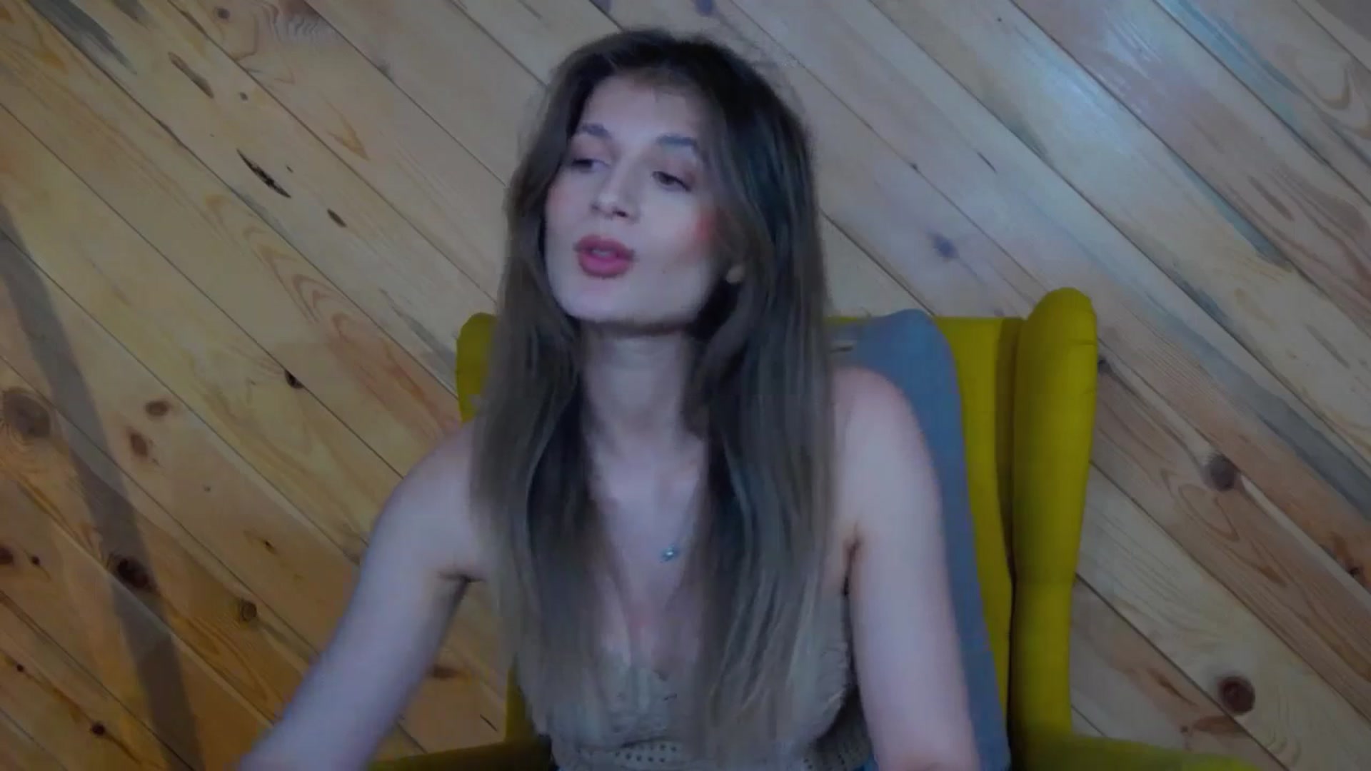 Gallery image thumbnail from Miss_L's myfreecams stream on, 07/08/2025, 15:27 image 14 of 20