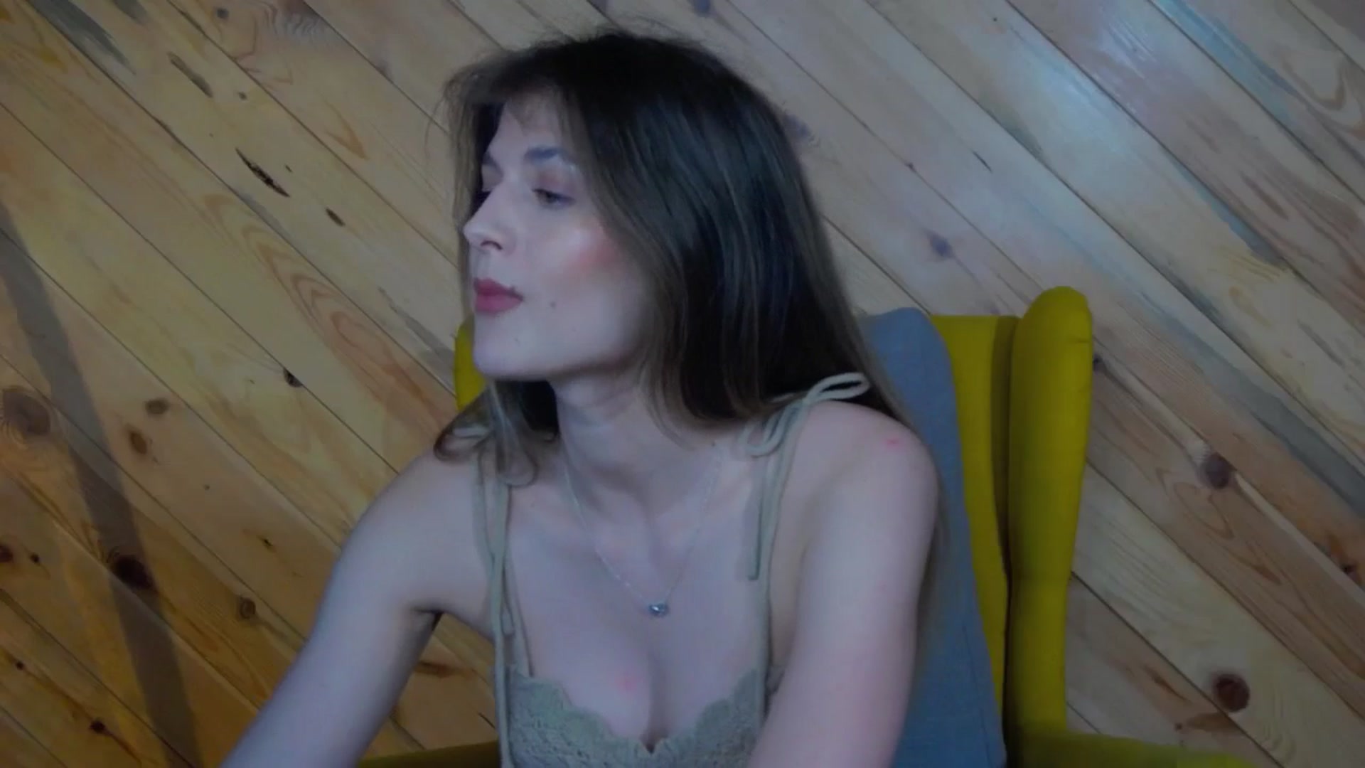 Gallery image thumbnail from Miss_L's myfreecams stream on, 07/08/2025, 15:27 image 19 of 20