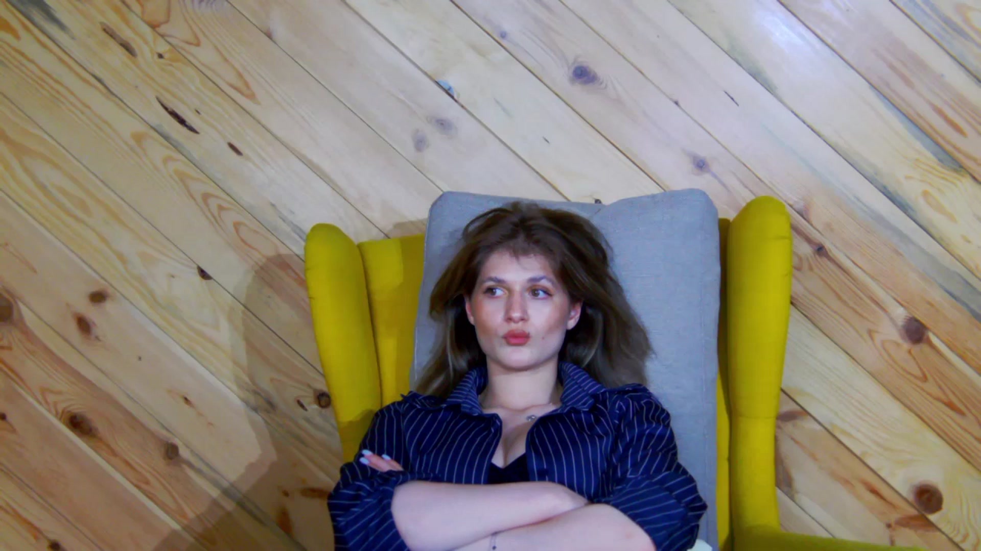 Gallery image thumbnail from Miss_L's myfreecams stream on, 07/13/2025, 18:01 image 18 of 20