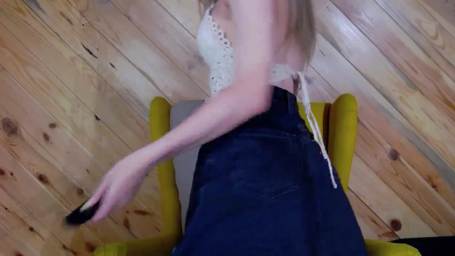 Gallery image thumbnail from Miss_L's myfreecams stream on, 07/31/2025, 18:11 image 16 of 20