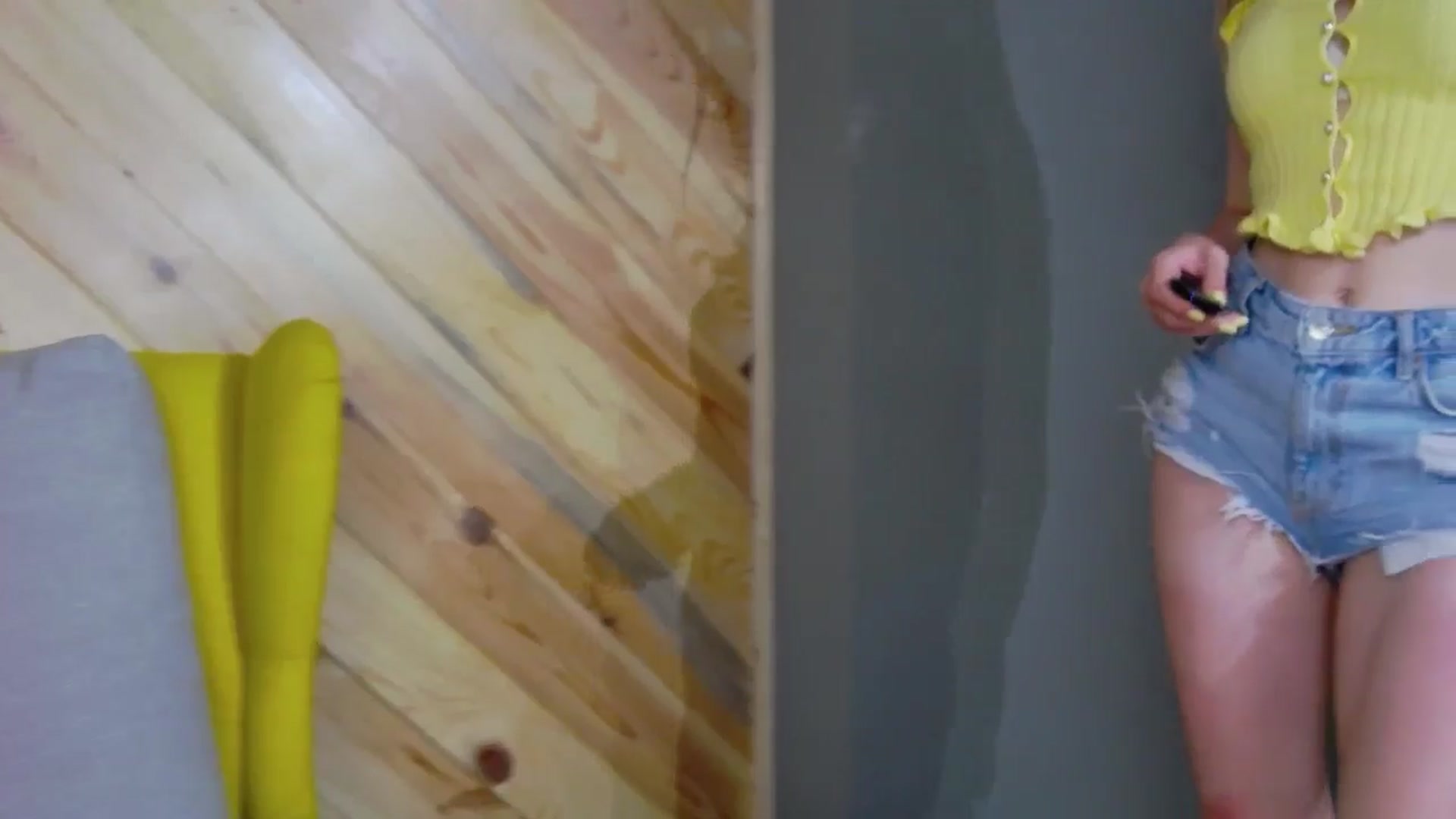 Gallery image thumbnail from Miss_L's myfreecams stream on, 08/01/2025, 18:33 image 17 of 20