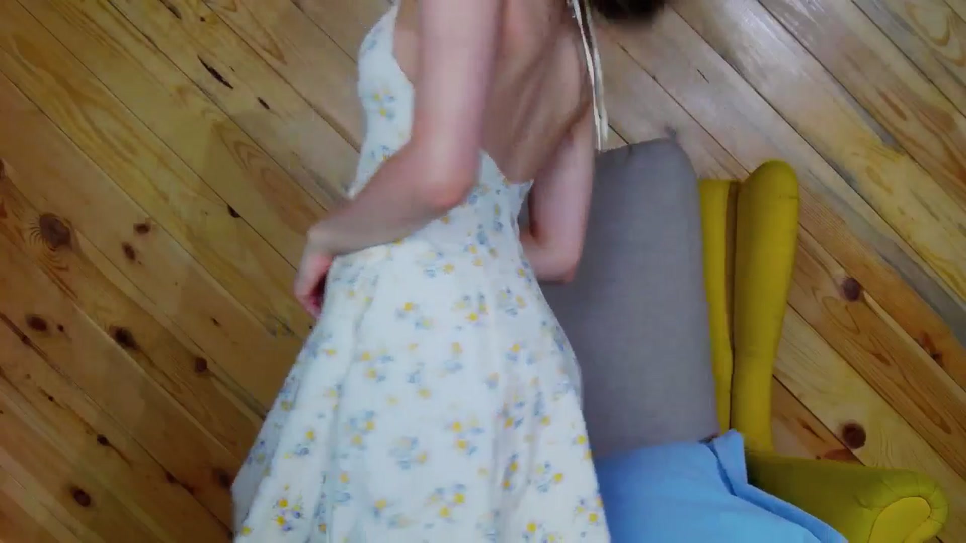Gallery image thumbnail from Miss_L's myfreecams stream on, 08/03/2025, 19:01 image 4 of 20