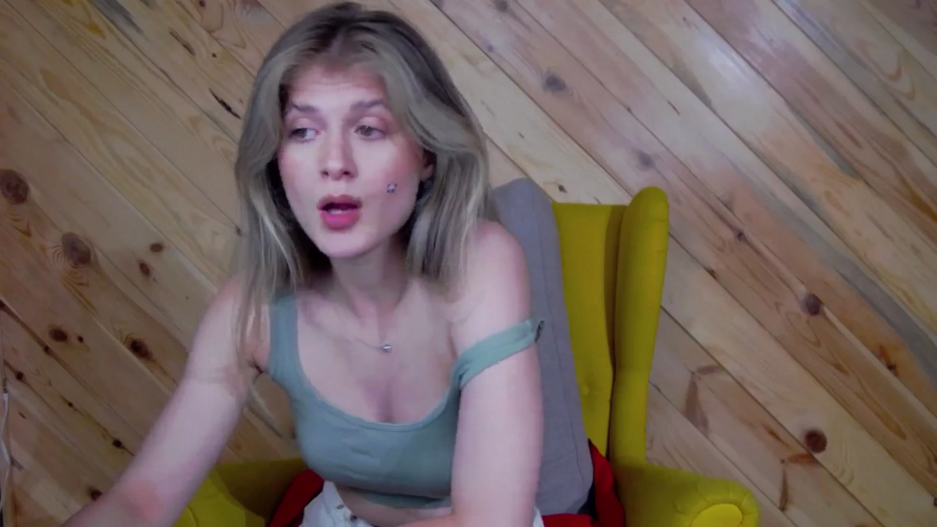 Gallery image thumbnail from Miss_L's myfreecams stream on, 08/09/2025, 20:05 image 4 of 20