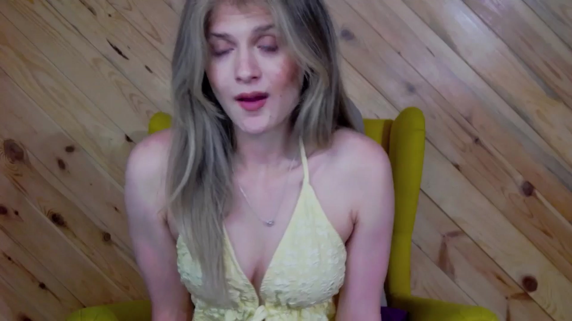 Gallery image thumbnail from Miss_L's myfreecams stream on, 08/10/2025, 17:00 image 19 of 20