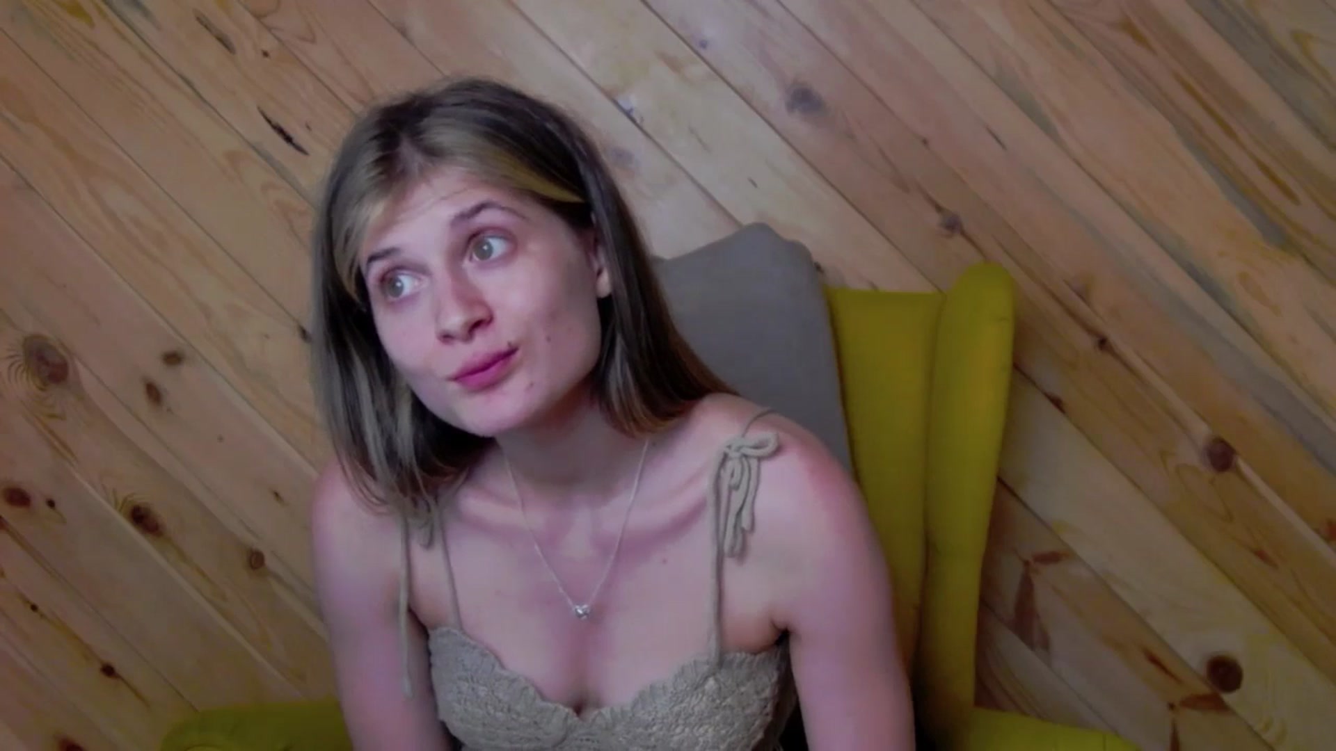 Gallery image thumbnail from Miss_L's myfreecams stream on, 08/29/2025, 18:52 image 12 of 20