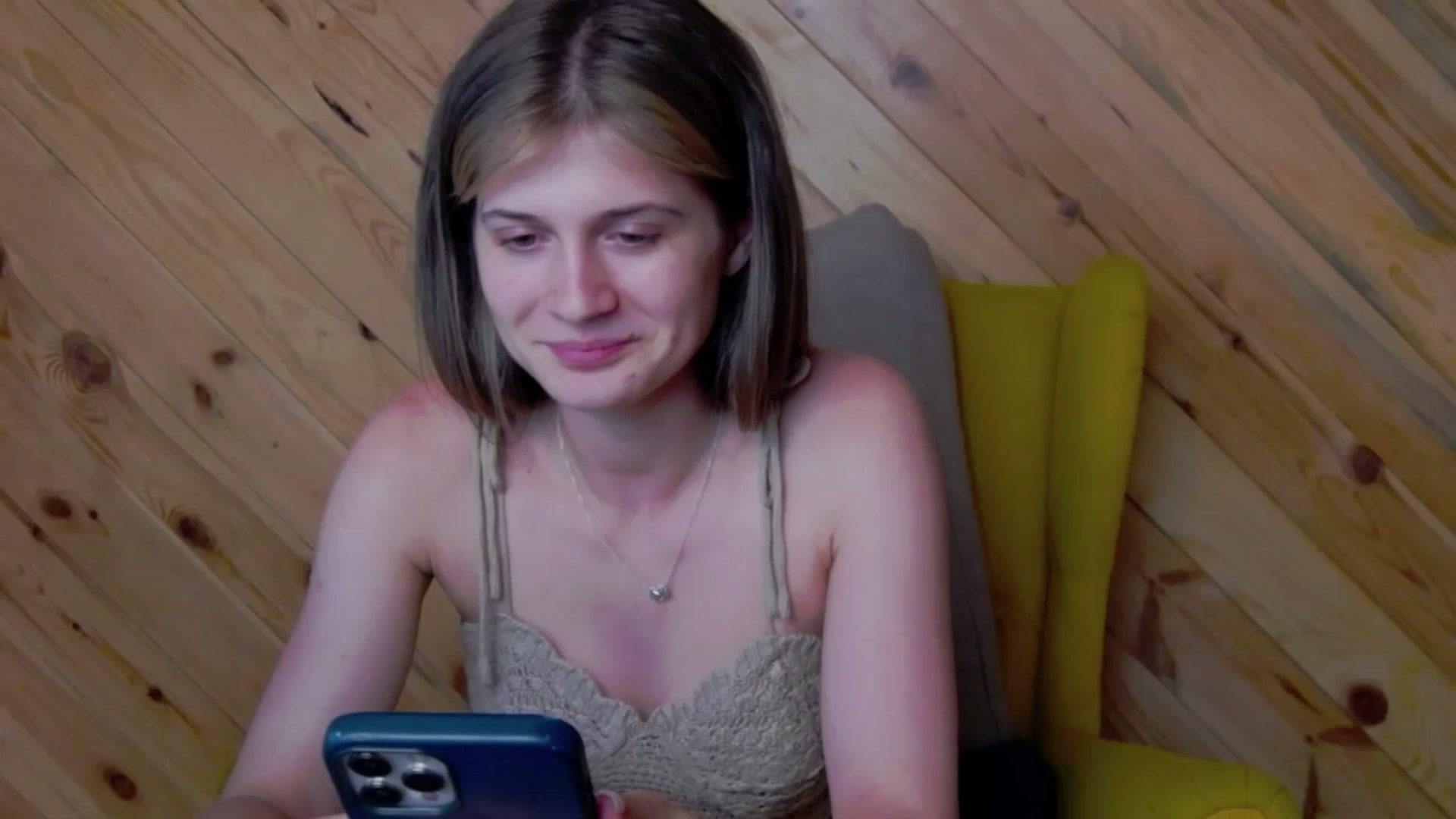 Gallery image thumbnail from Miss_L's myfreecams stream on, 08/29/2025, 20:23 image 6 of 20