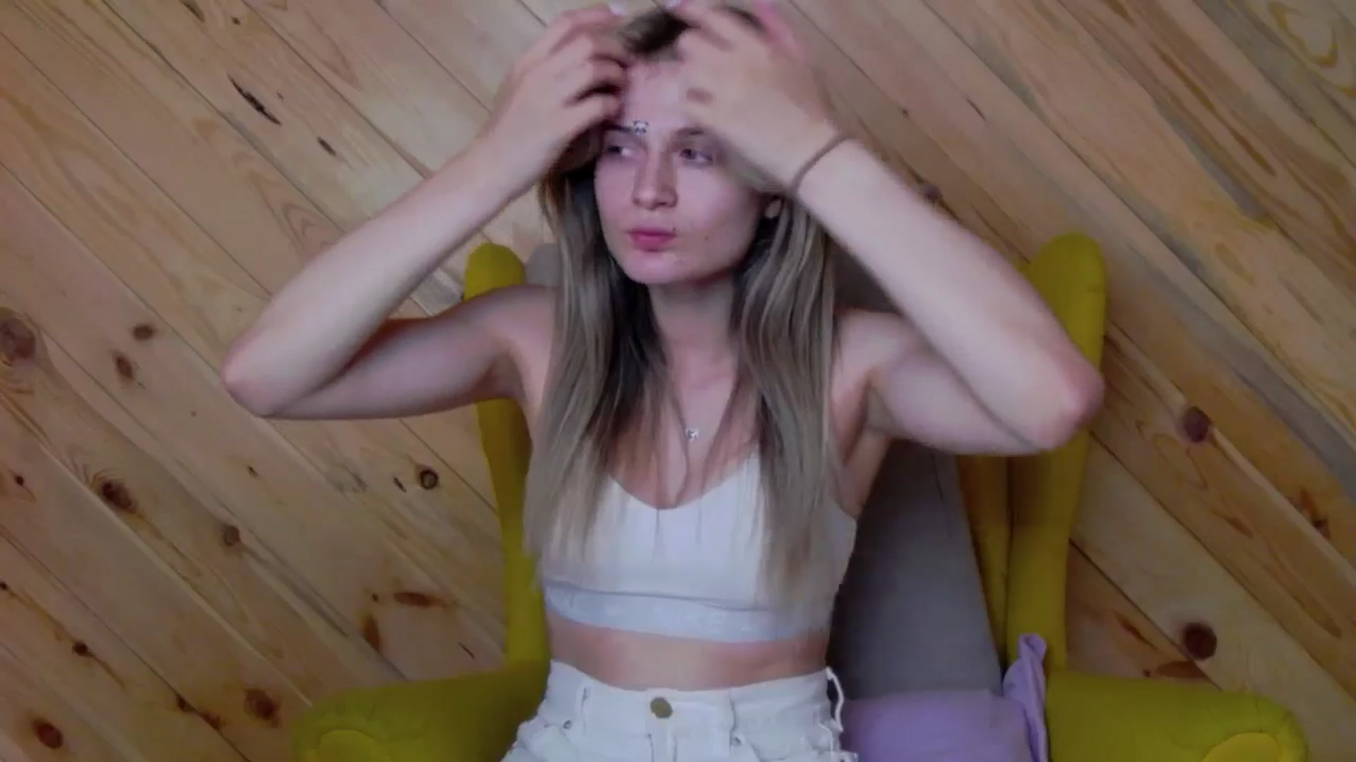 Gallery image thumbnail from Miss_L's myfreecams stream on, 09/01/2025, 17:01 image 12 of 20