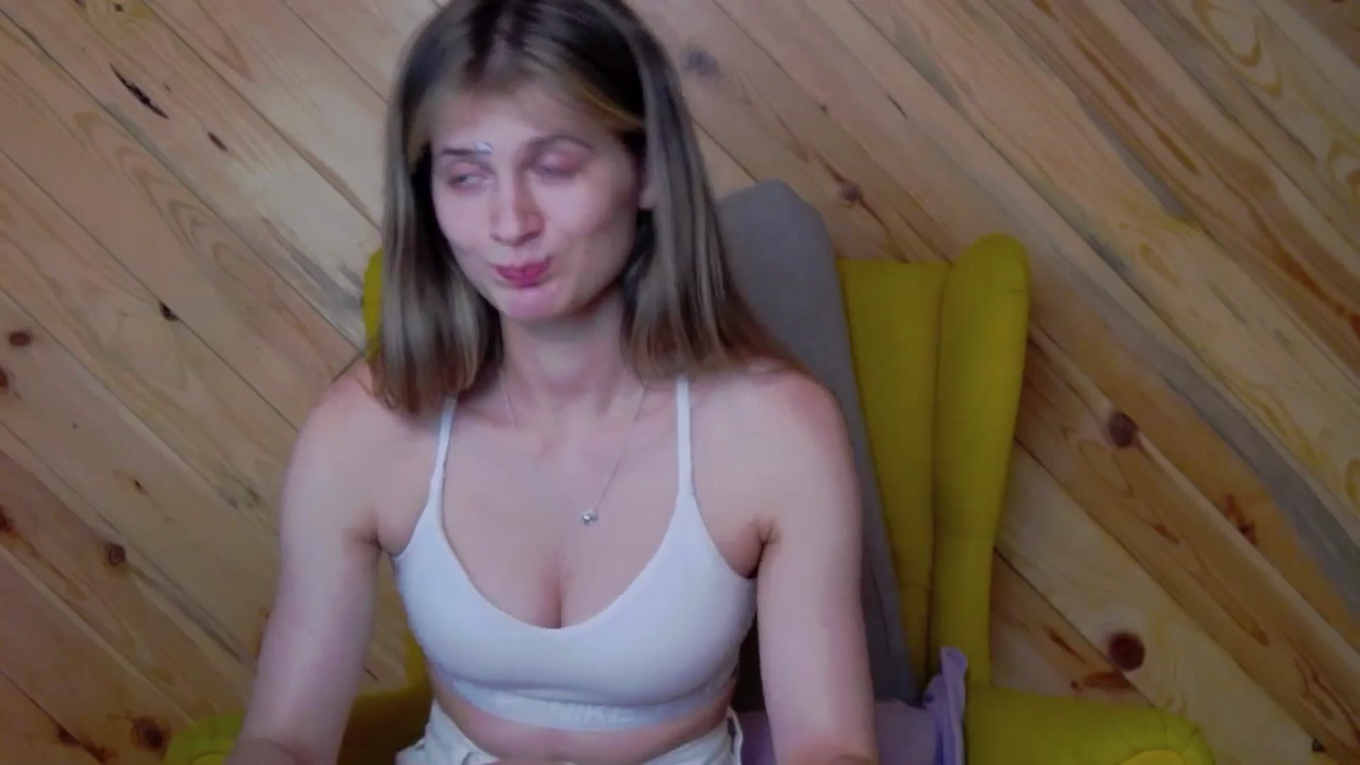 Gallery image thumbnail from Miss_L's myfreecams stream on, 09/01/2025, 19:08 image 20 of 20