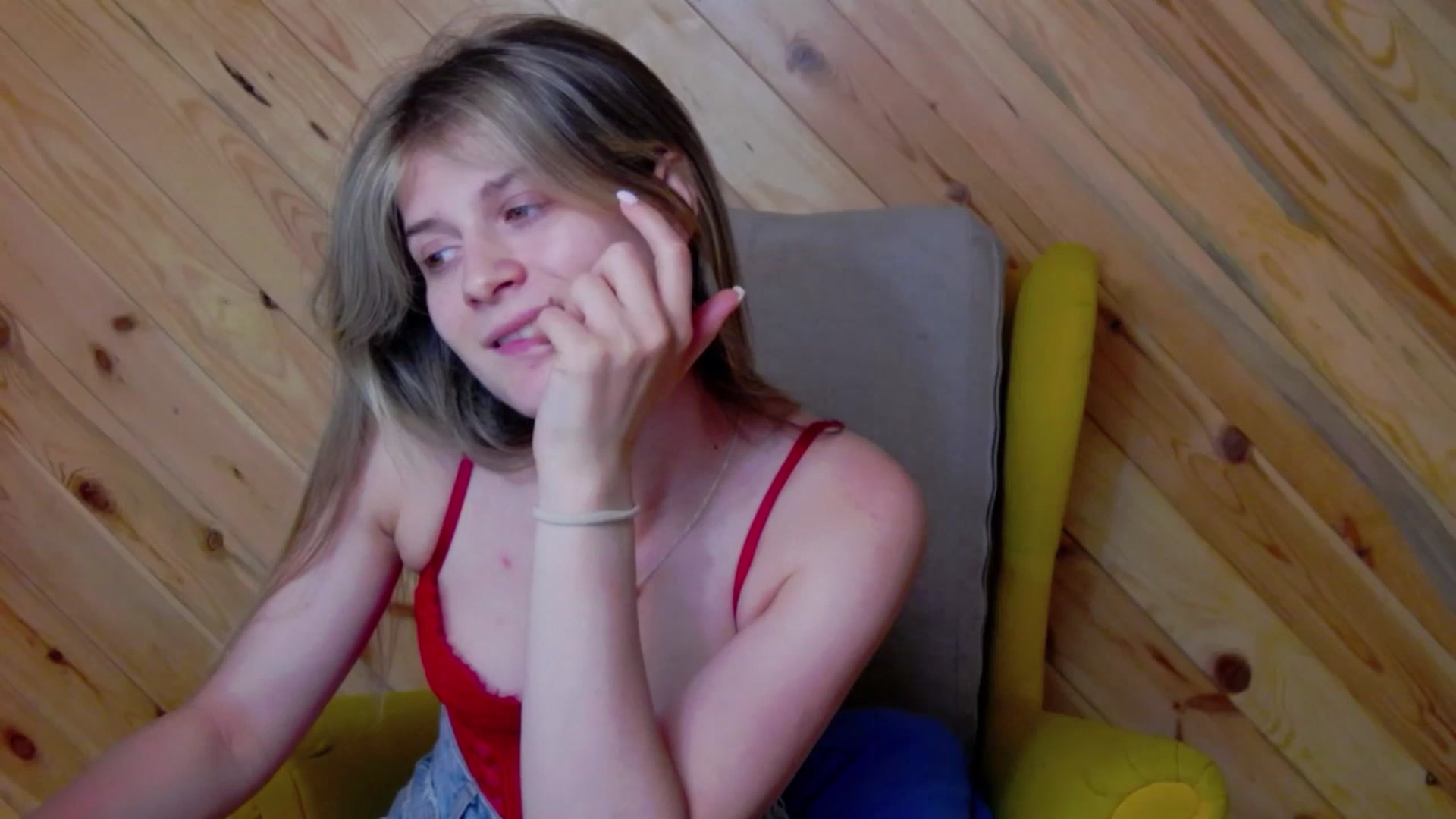 Gallery image thumbnail from Miss_L's myfreecams stream on, 09/03/2025, 16:37 image 14 of 20