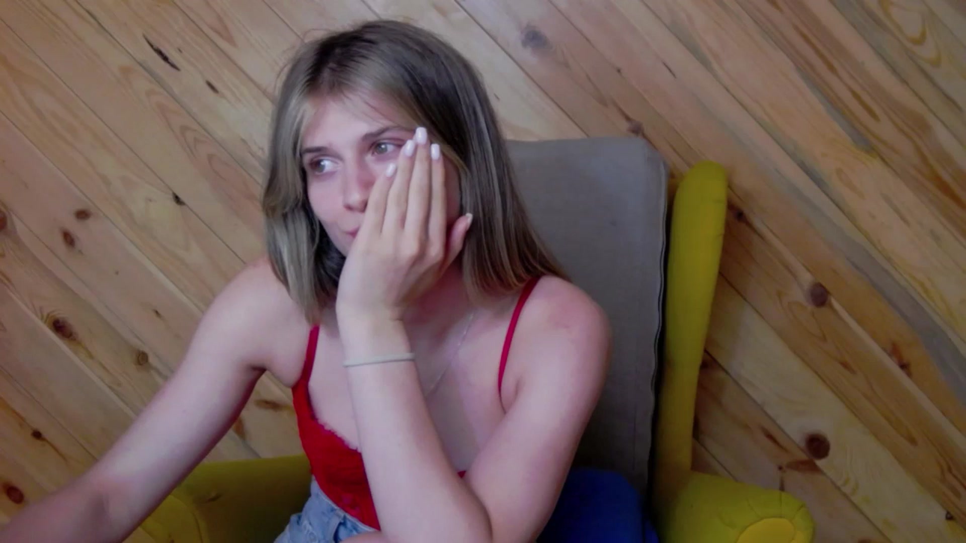 Gallery image thumbnail from Miss_L's myfreecams stream on, 09/03/2025, 17:44 image 13 of 20