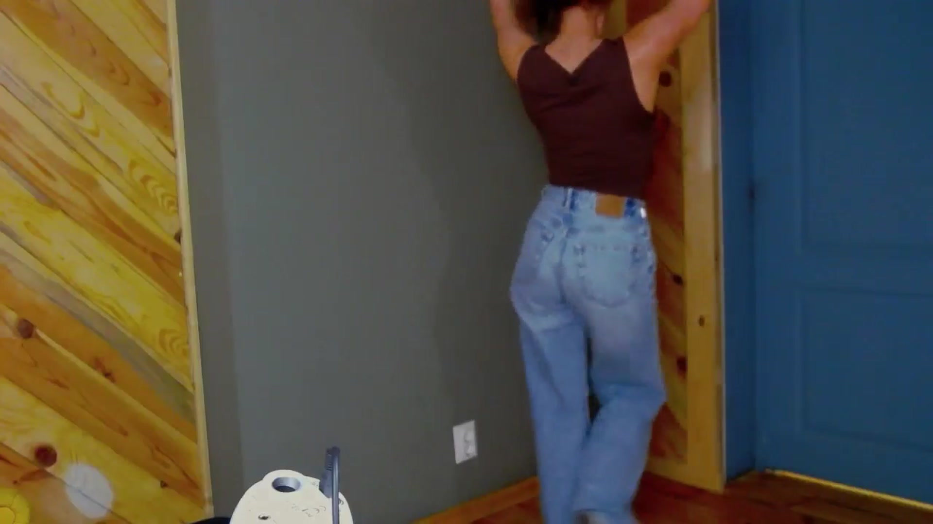 Gallery image thumbnail from Miss_L's myfreecams stream on, 10/22/2025, 17:50 image 8 of 20