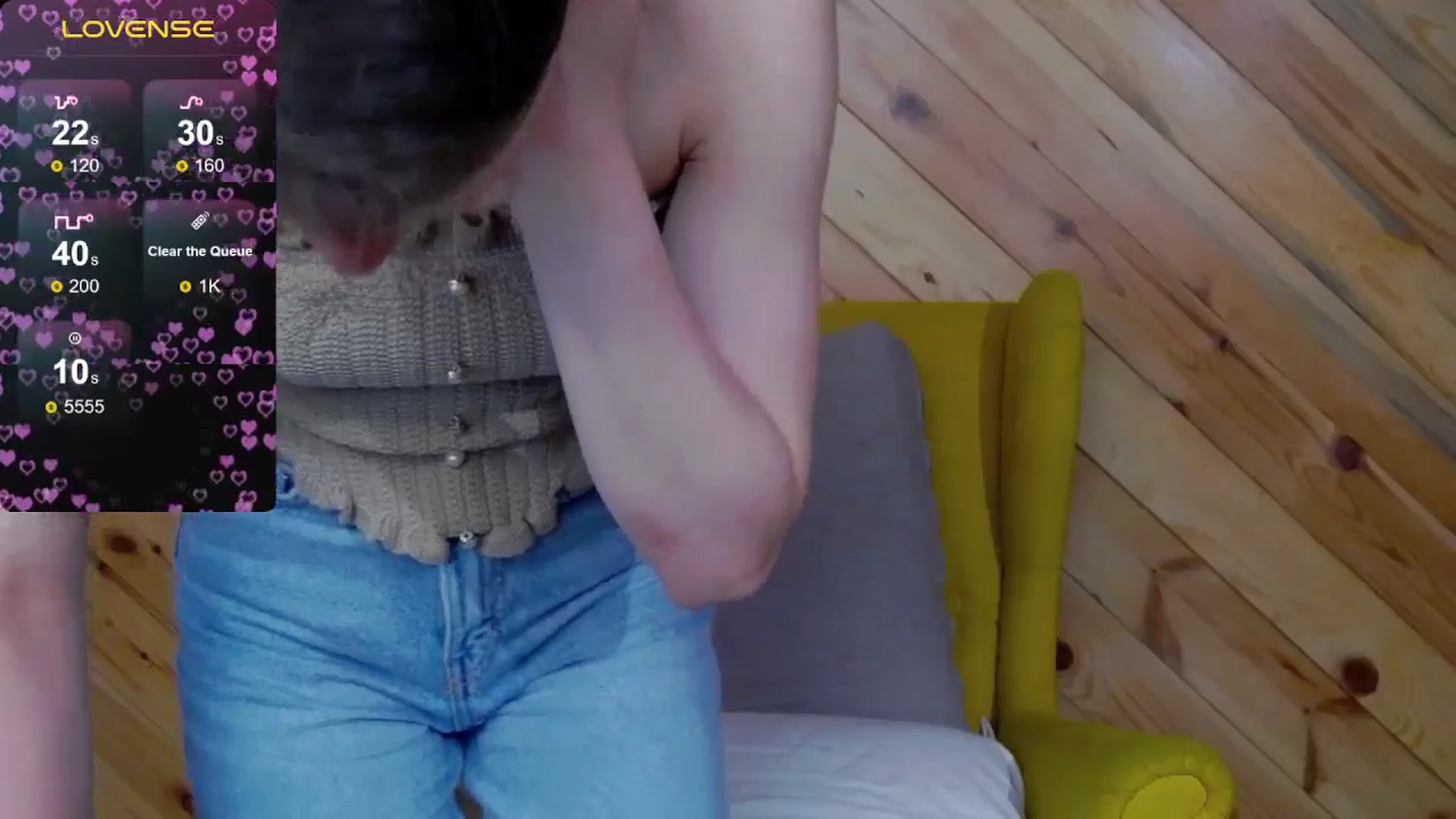 Gallery image thumbnail from Miss_L's myfreecams stream on, 10/26/2025, 19:19 image 15 of 20