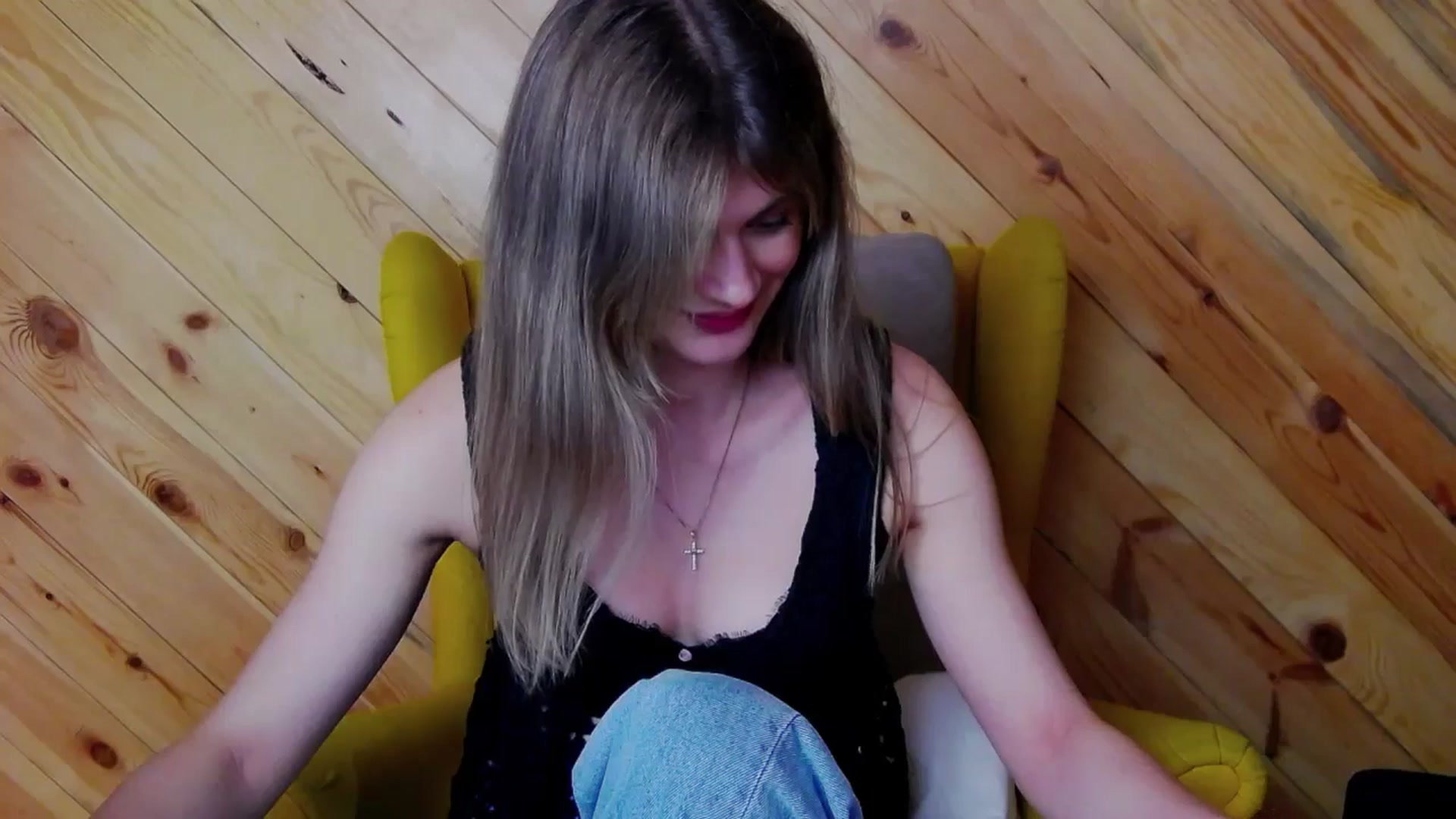 Gallery image thumbnail from Miss_L's myfreecams stream on, 11/15/2025, 21:51 image 10 of 20