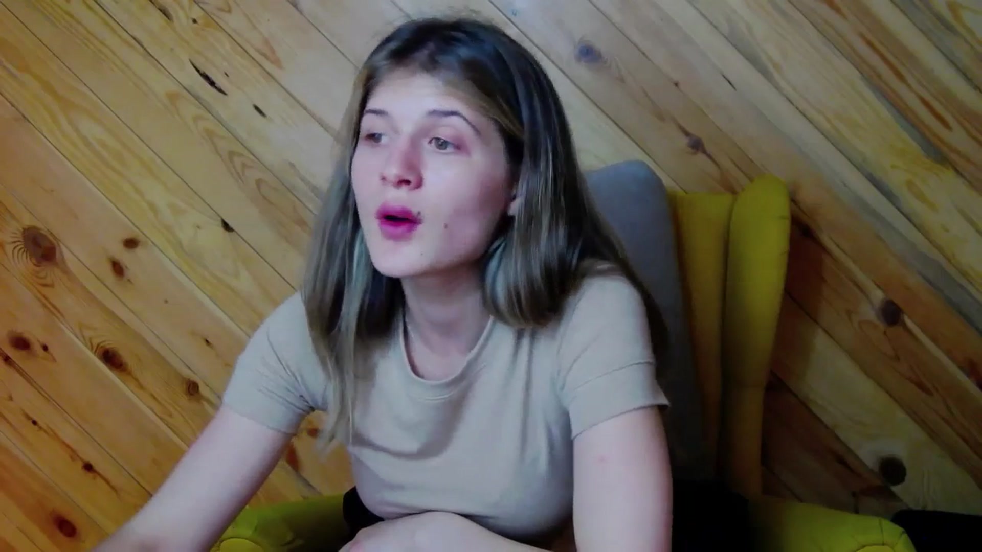 Gallery image thumbnail from Miss_L's myfreecams stream on, 11/20/2025, 20:10 image 18 of 20