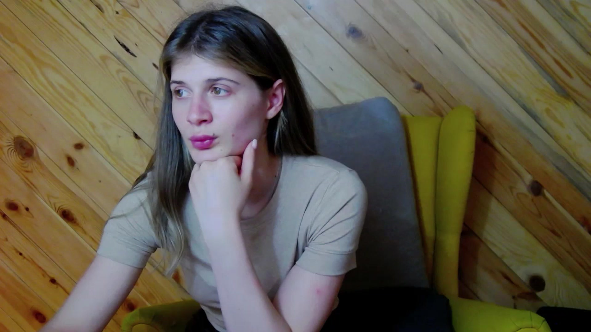 Gallery image thumbnail from Miss_L's myfreecams stream on, 11/20/2025, 20:10 image 13 of 20