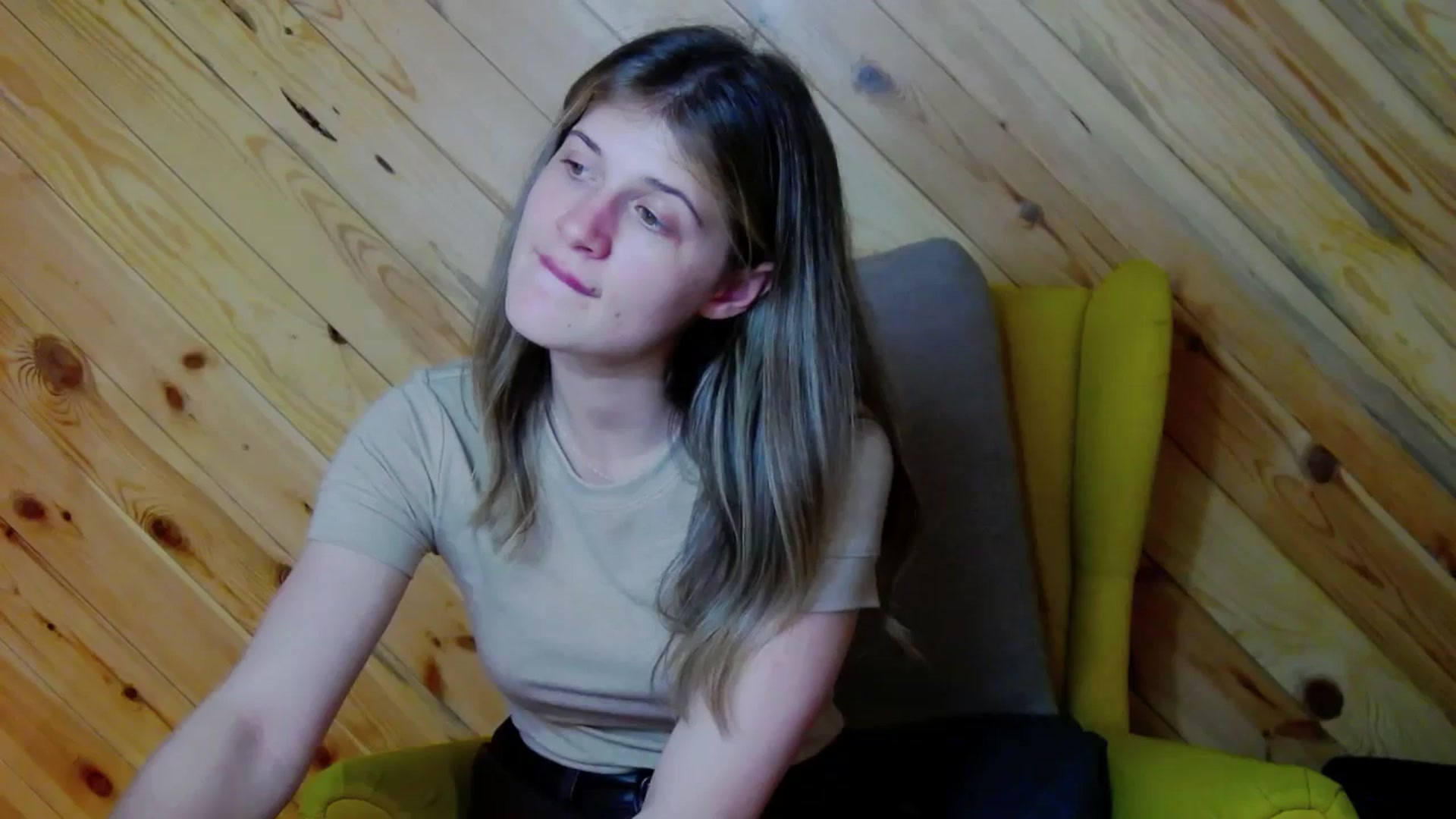 Gallery image thumbnail from Miss_L's myfreecams stream on, 11/20/2025, 20:10 image 16 of 20