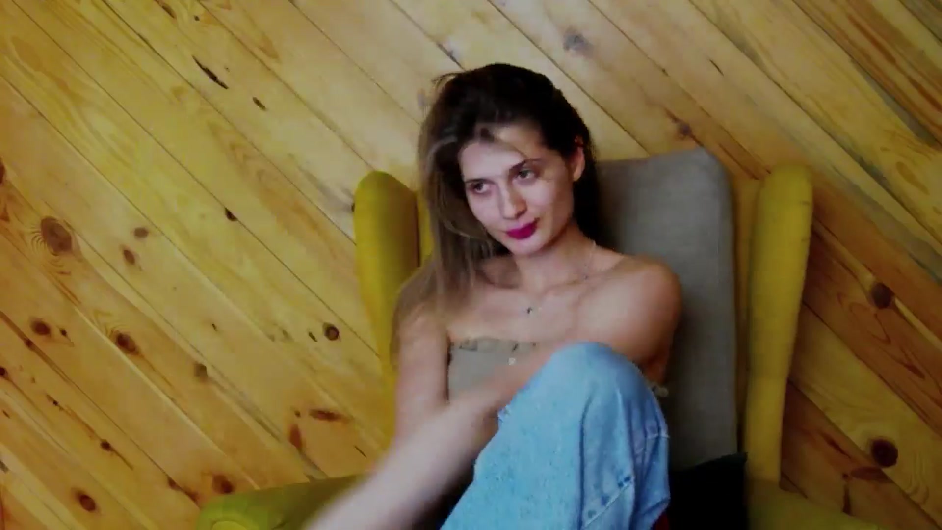 Gallery image thumbnail from Miss_L's myfreecams stream on, 12/10/2025, 22:54 image 19 of 20