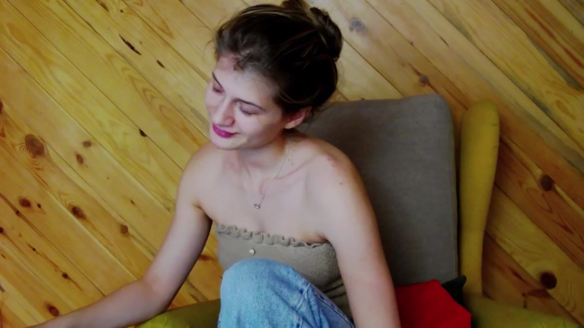 Gallery image thumbnail from Miss_L's myfreecams stream on, 12/10/2025, 22:54 image 17 of 20