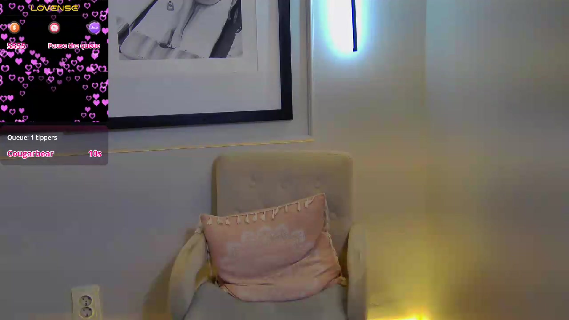 Gallery image thumbnail from Miss_L's myfreecams stream on, 07/06/2026, 20:22 image 16 of 20