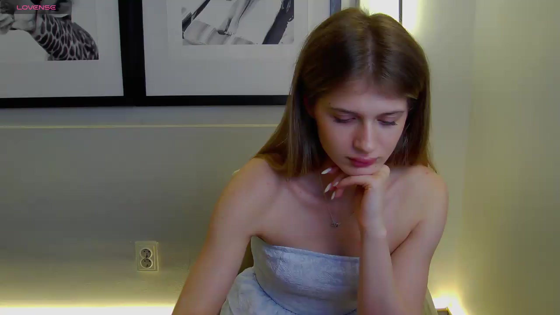 Gallery image thumbnail from Miss_L's myfreecams stream on, 07/17/2026, 20:41 image 1 of 20