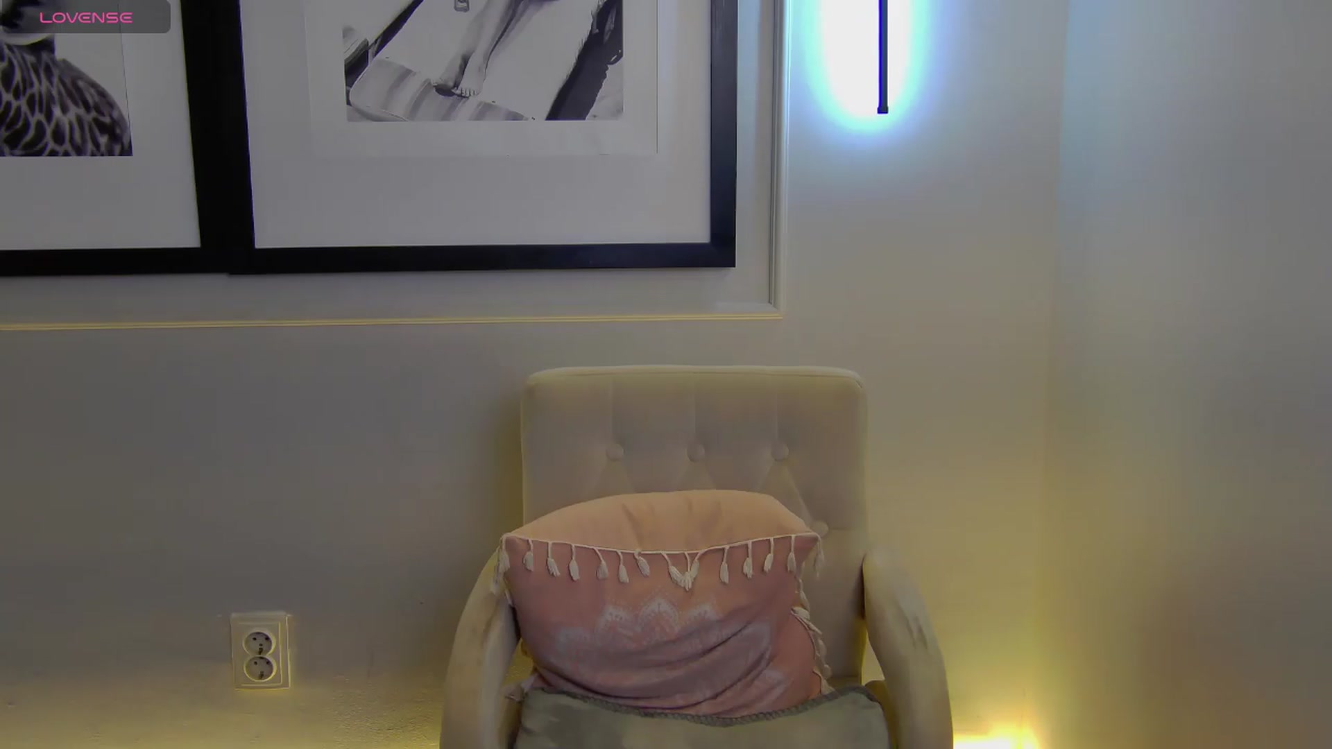 Gallery image thumbnail from Miss_L's myfreecams stream on, 07/19/2026, 21:03 image 10 of 20