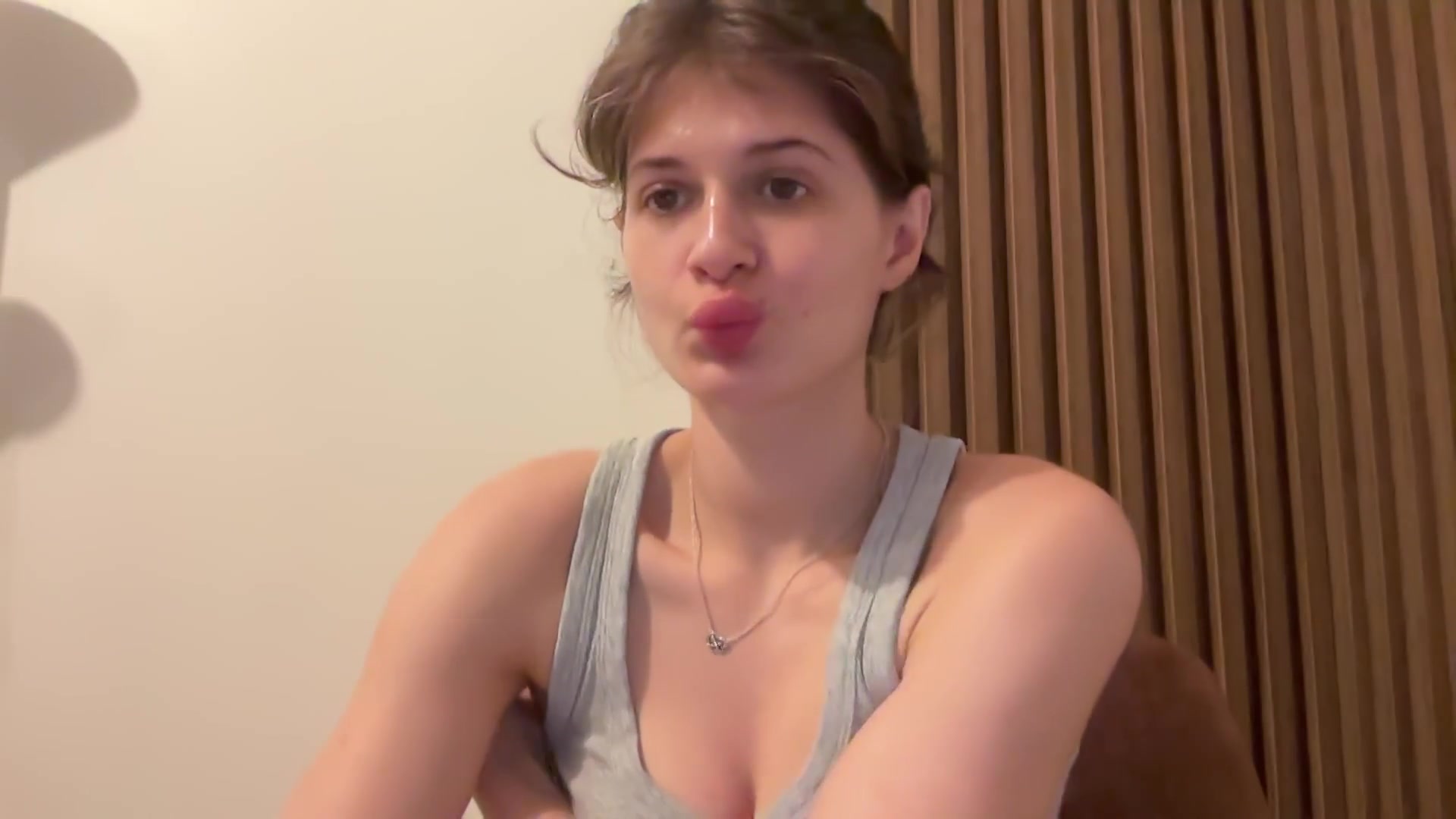 Gallery image thumbnail from Miss_L's myfreecams stream on, 08/21/2026, 15:38 image 17 of 20