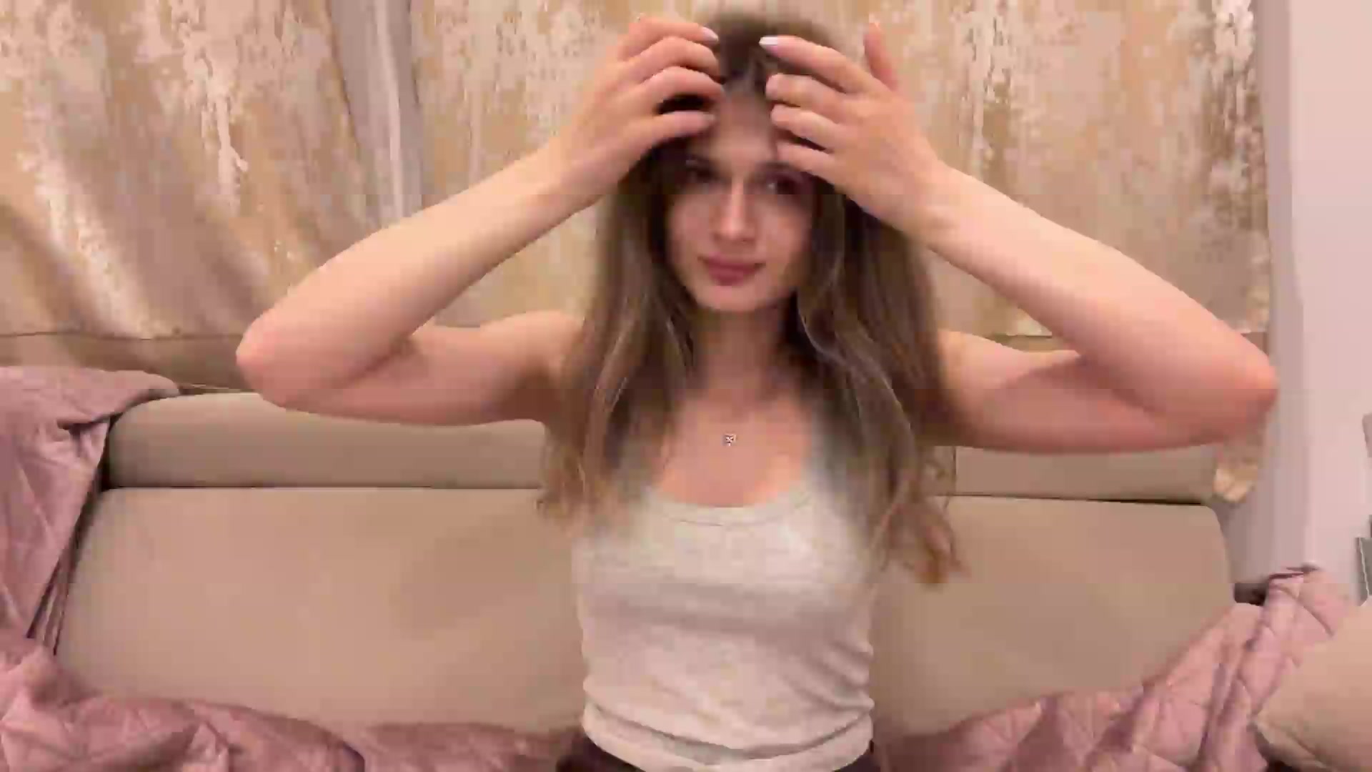 Gallery image thumbnail from Miss_L's myfreecams stream on, 09/01/2026, 20:45 image 20 of 20