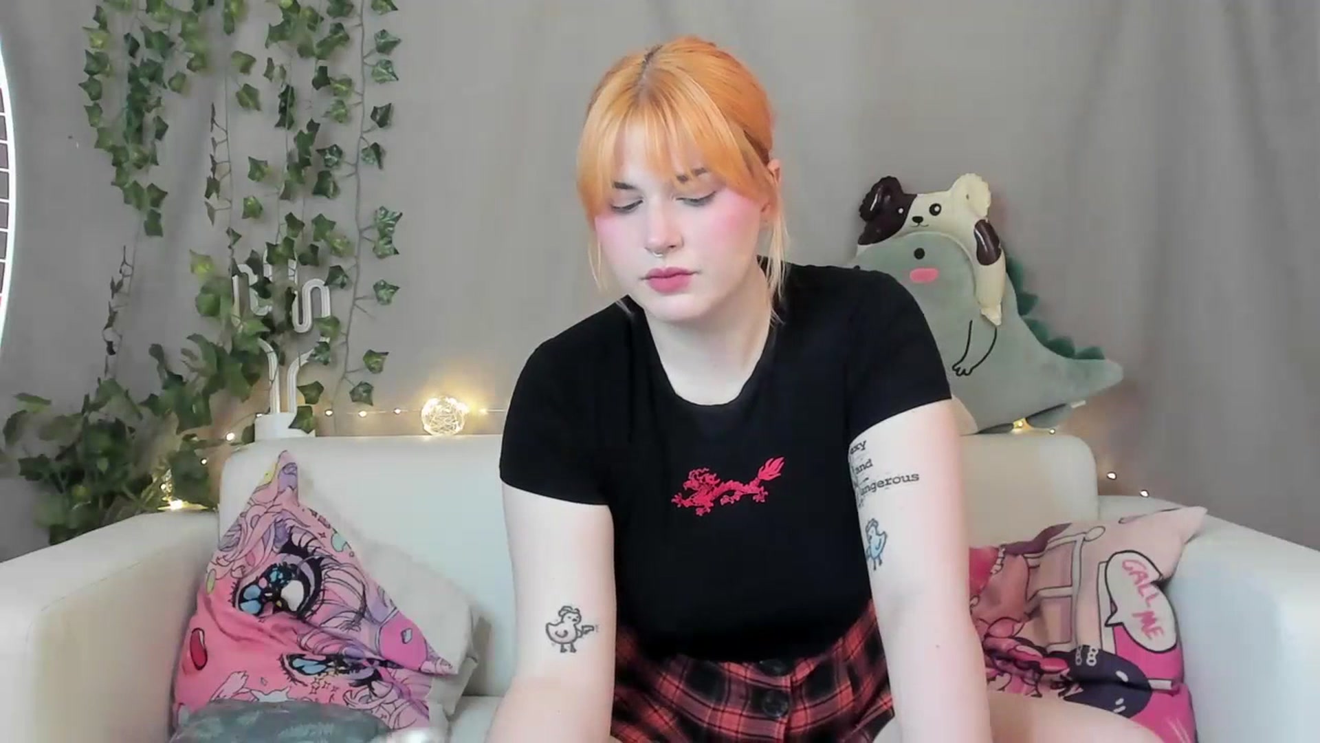 Gallery image thumbnail from Miss_Lizzy_'s myfreecams stream on, 07/03/2023, 02:35 image 9 of 20