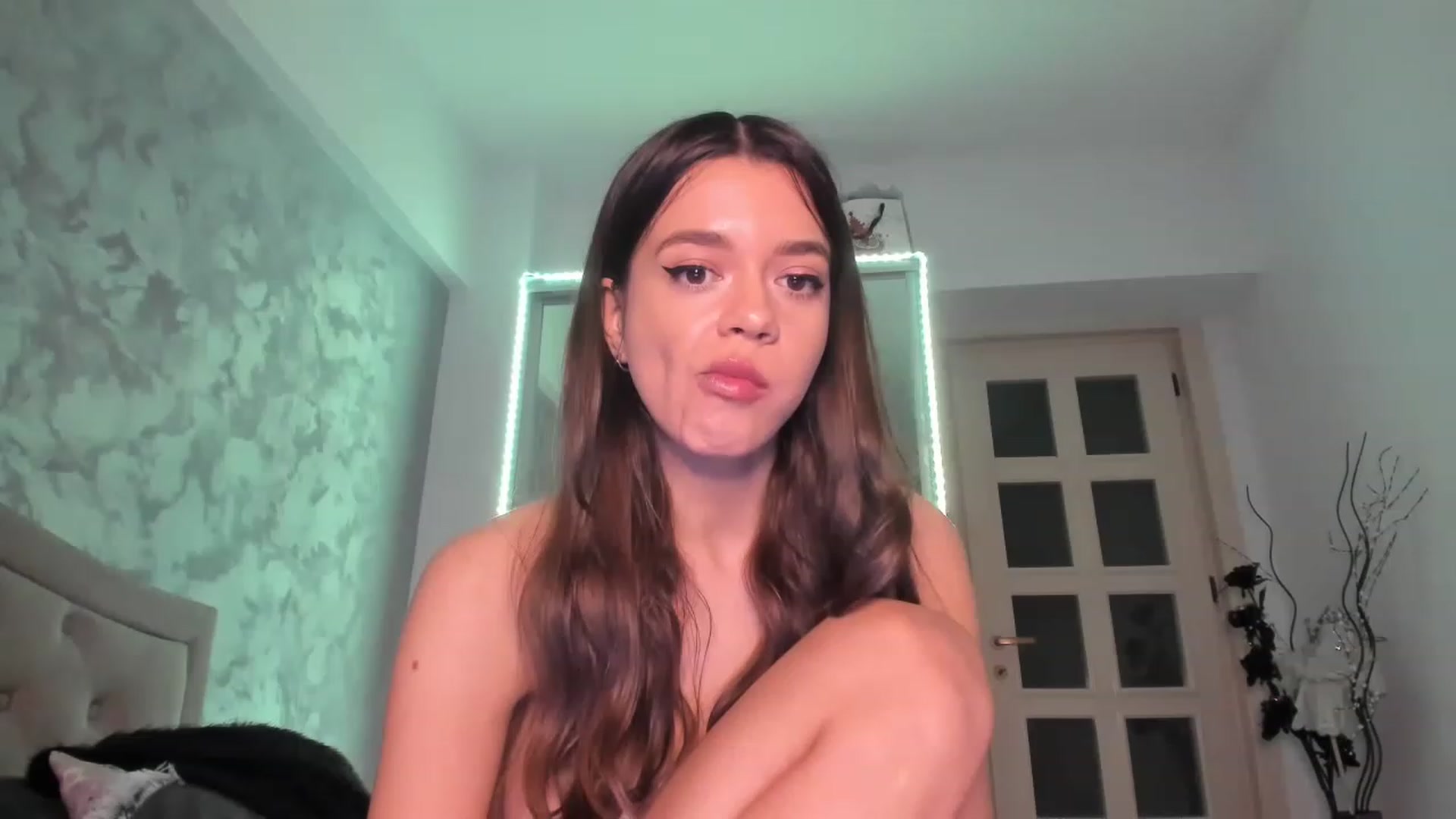 Gallery image thumbnail from Miss_Medyson's myfreecams stream on, 11/23/2022, 13:12 image 12 of 20