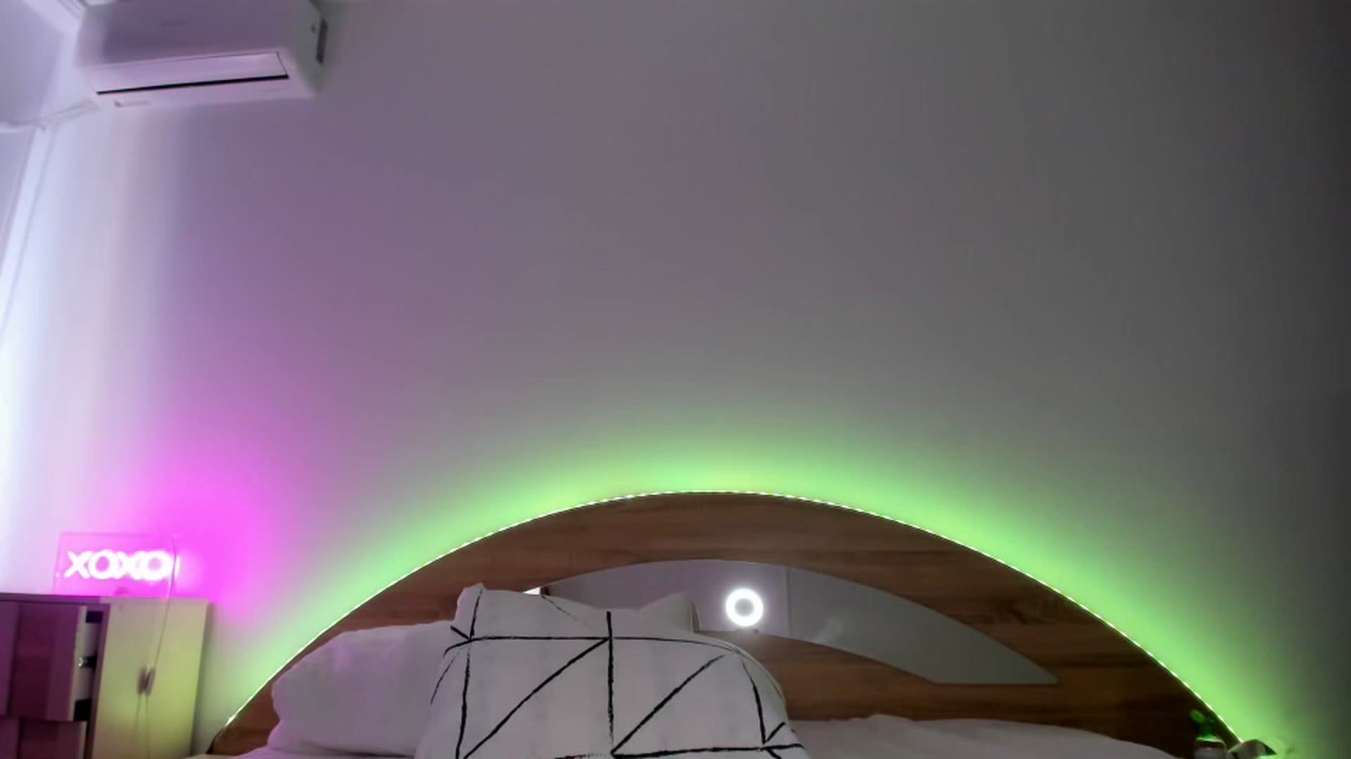 Gallery image thumbnail from Miss_Medyson's myfreecams stream on, 03/01/2023, 13:27 image 13 of 20