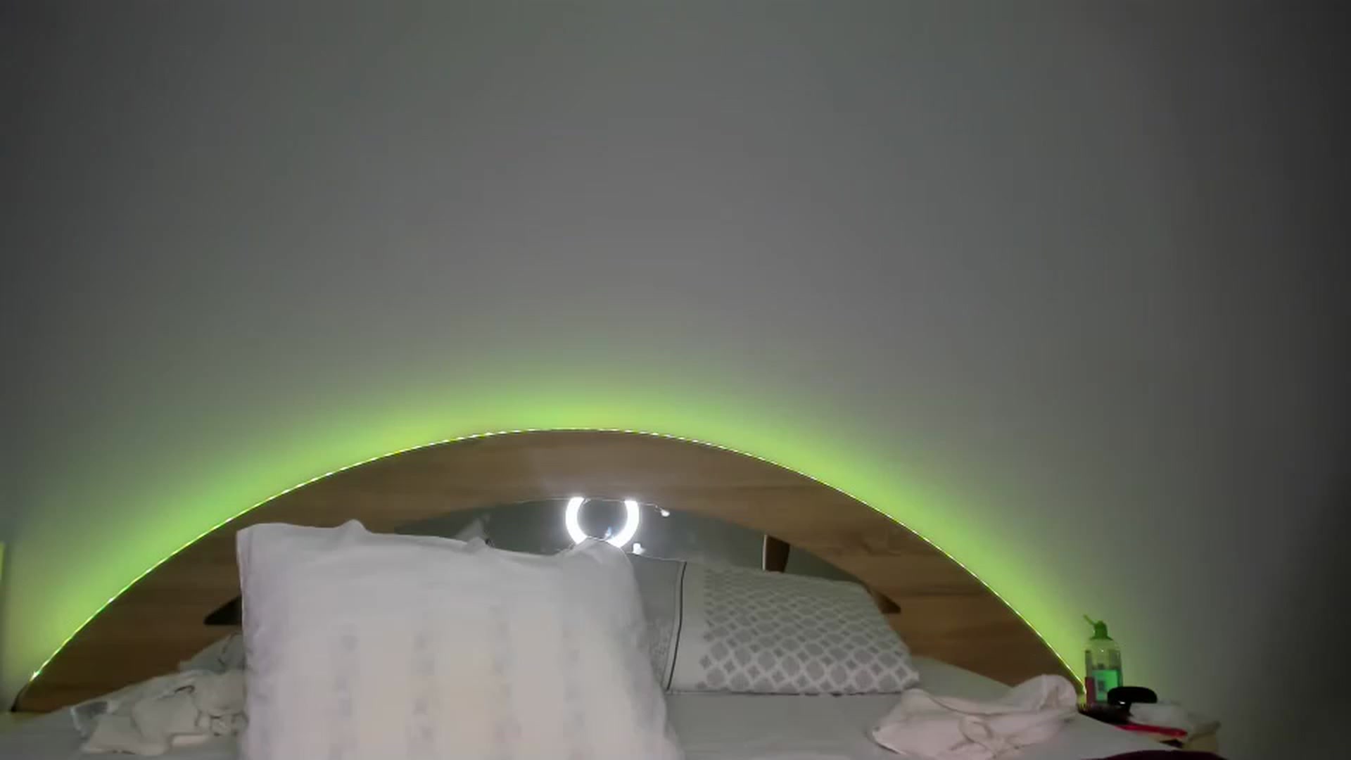 Gallery image thumbnail from Miss_Medyson's myfreecams stream on, 03/16/2023, 16:32 image 1 of 20