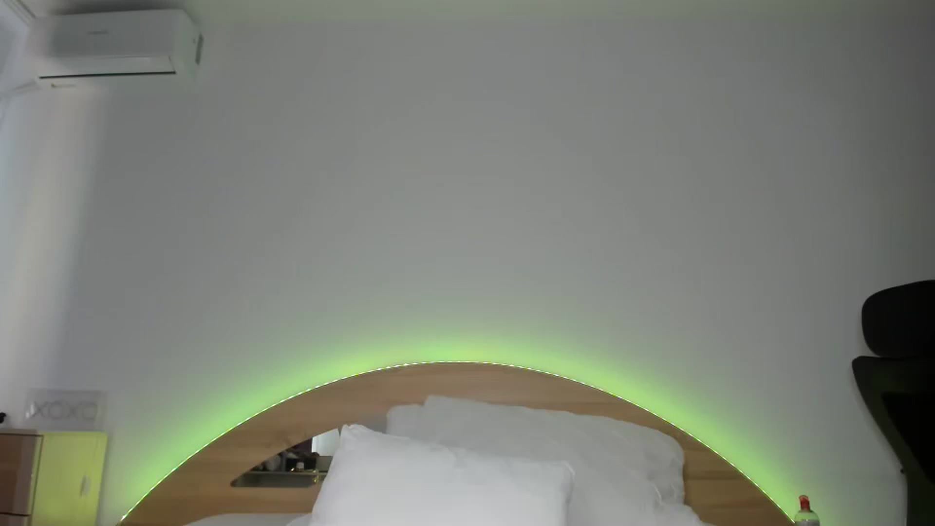 Gallery image thumbnail from Miss_Medyson's myfreecams stream on, 03/30/2023, 14:52 image 8 of 20