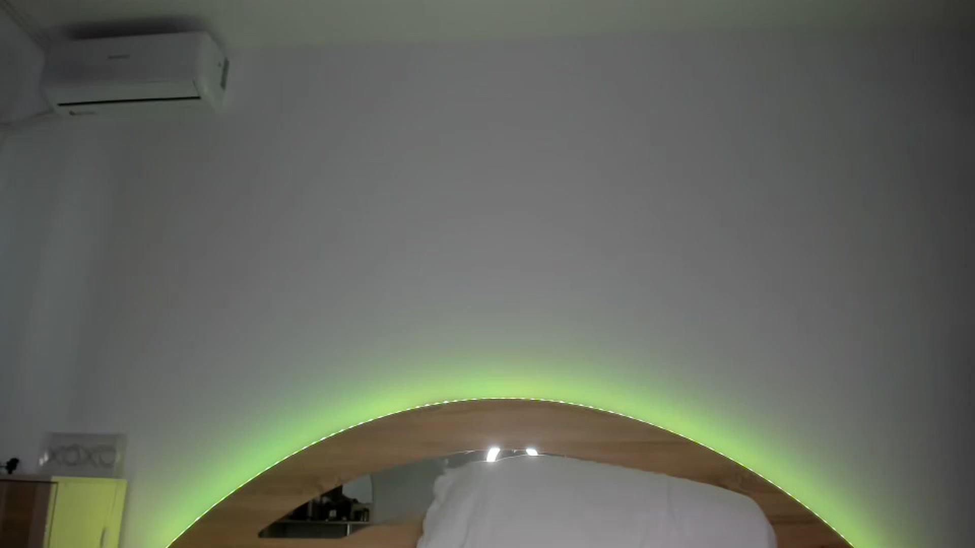 Gallery image thumbnail from Miss_Medyson's myfreecams stream on, 04/04/2023, 11:14 image 13 of 20