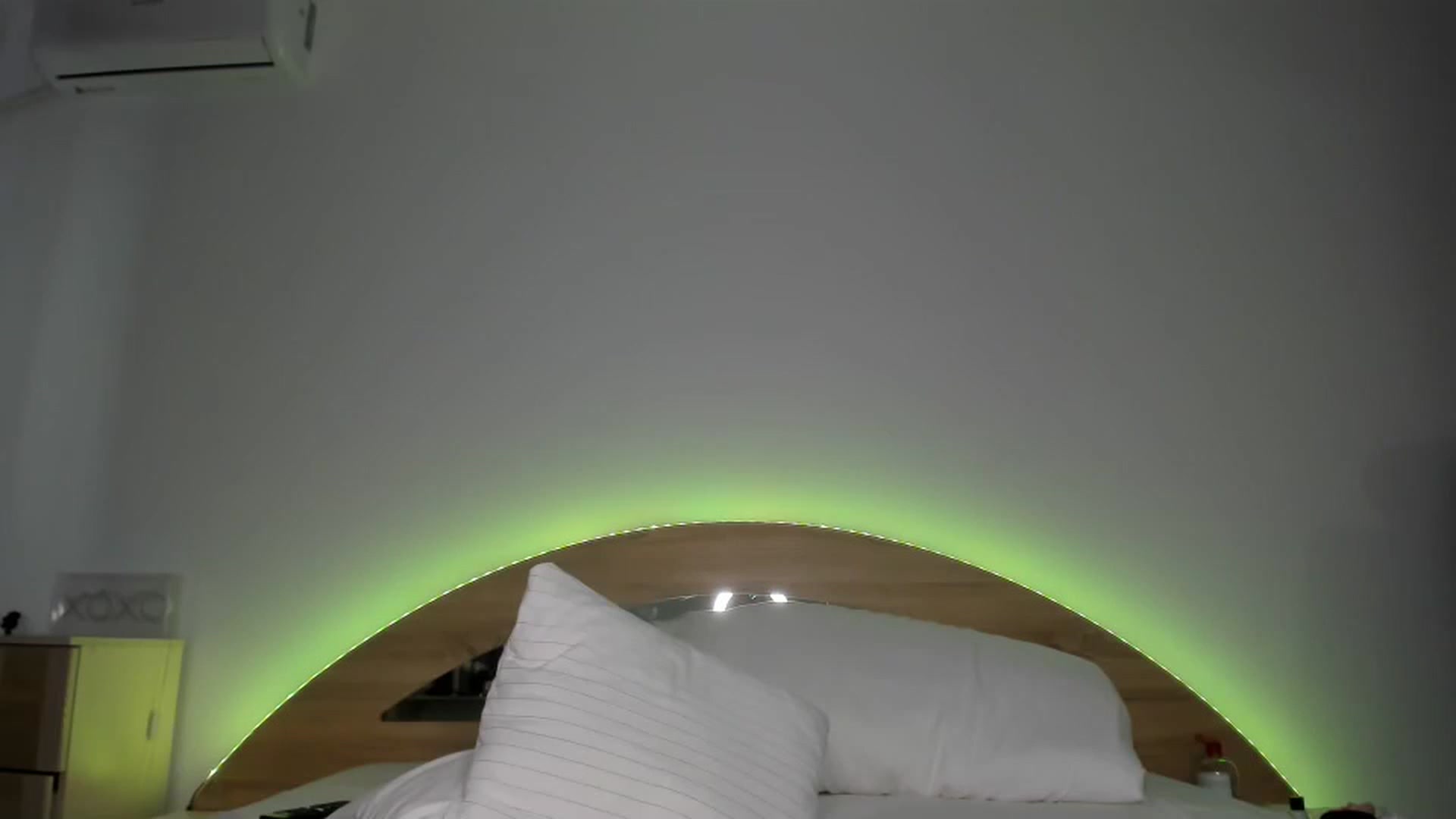 Gallery image thumbnail from Miss_Medyson's myfreecams stream on, 04/04/2023, 11:14 image 16 of 20