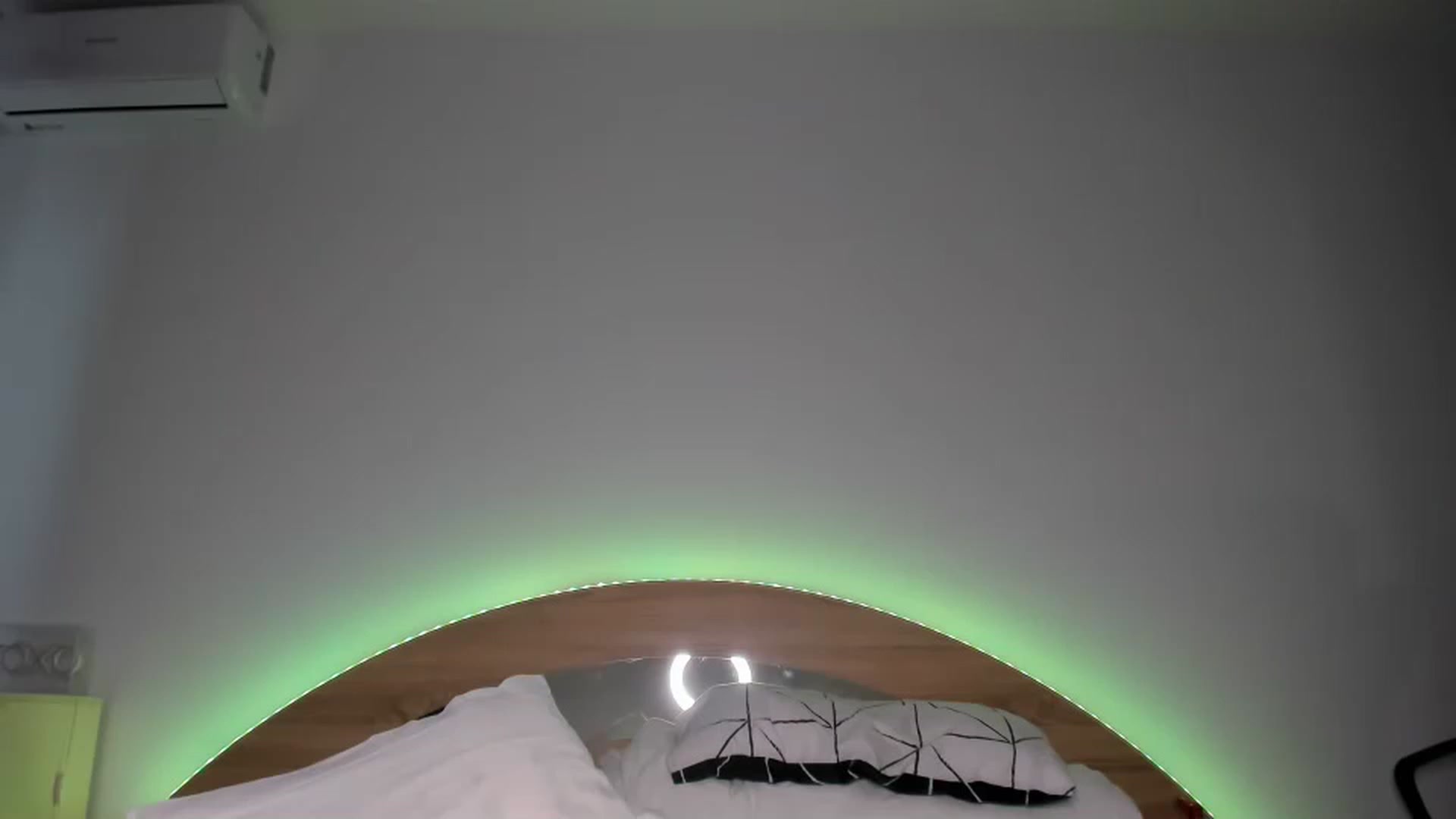 Gallery image thumbnail from Miss_Medyson's myfreecams stream on, 04/27/2023, 10:52 image 2 of 20