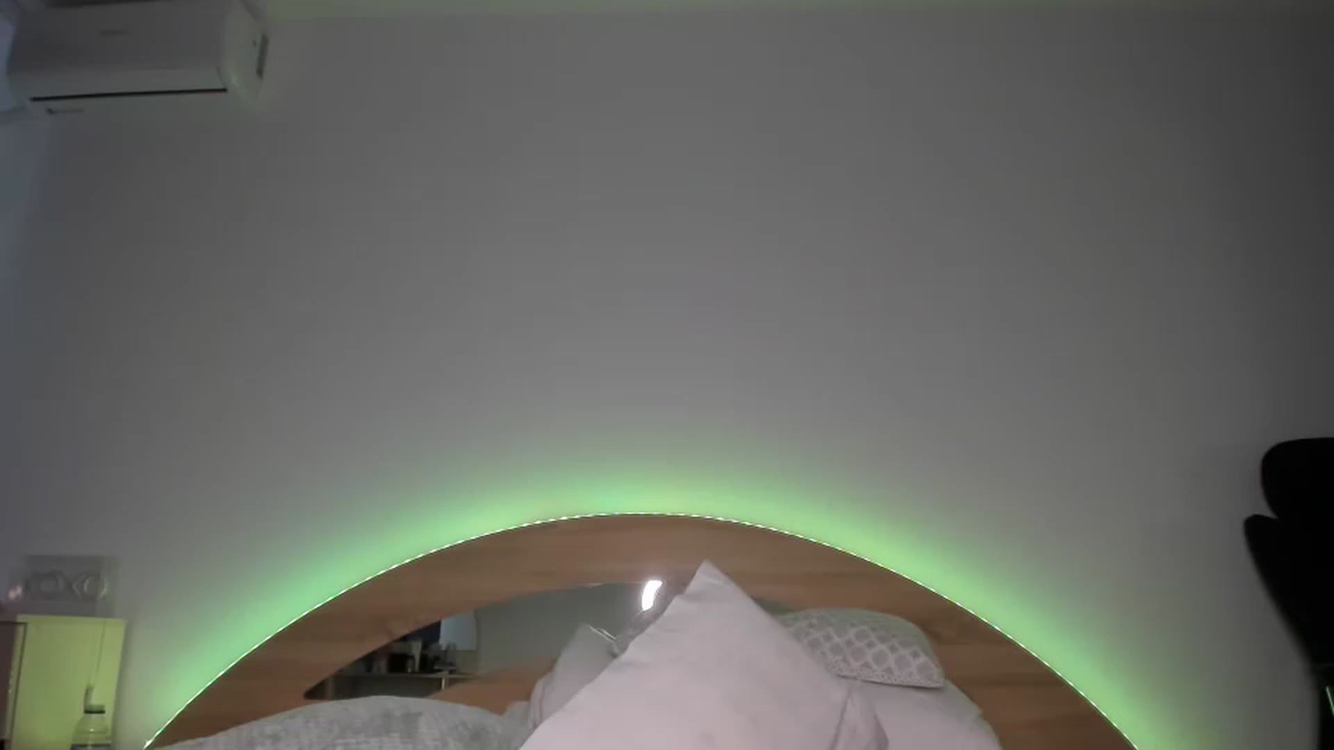 Gallery image thumbnail from Miss_Medyson's myfreecams stream on, 05/05/2023, 12:03 image 9 of 20