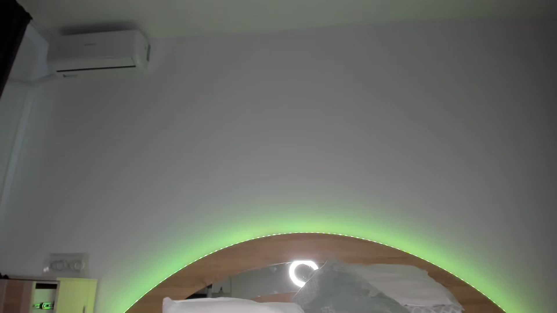 Gallery image thumbnail from Miss_Medyson's myfreecams stream on, 06/11/2023, 12:32 image 15 of 20