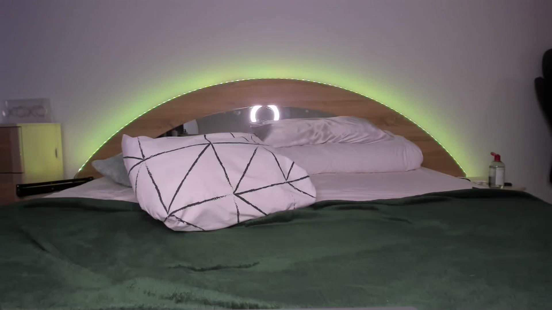 Gallery image thumbnail from Miss_Medyson's myfreecams stream on, 06/22/2023, 10:01 image 12 of 20