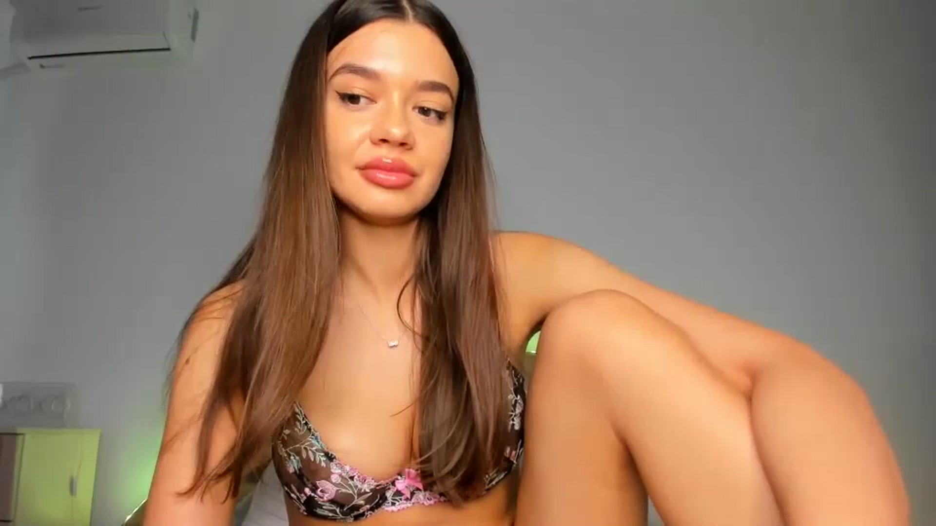 Gallery image thumbnail from Miss_Medyson's myfreecams stream on, 07/23/2023, 14:54 image 7 of 20
