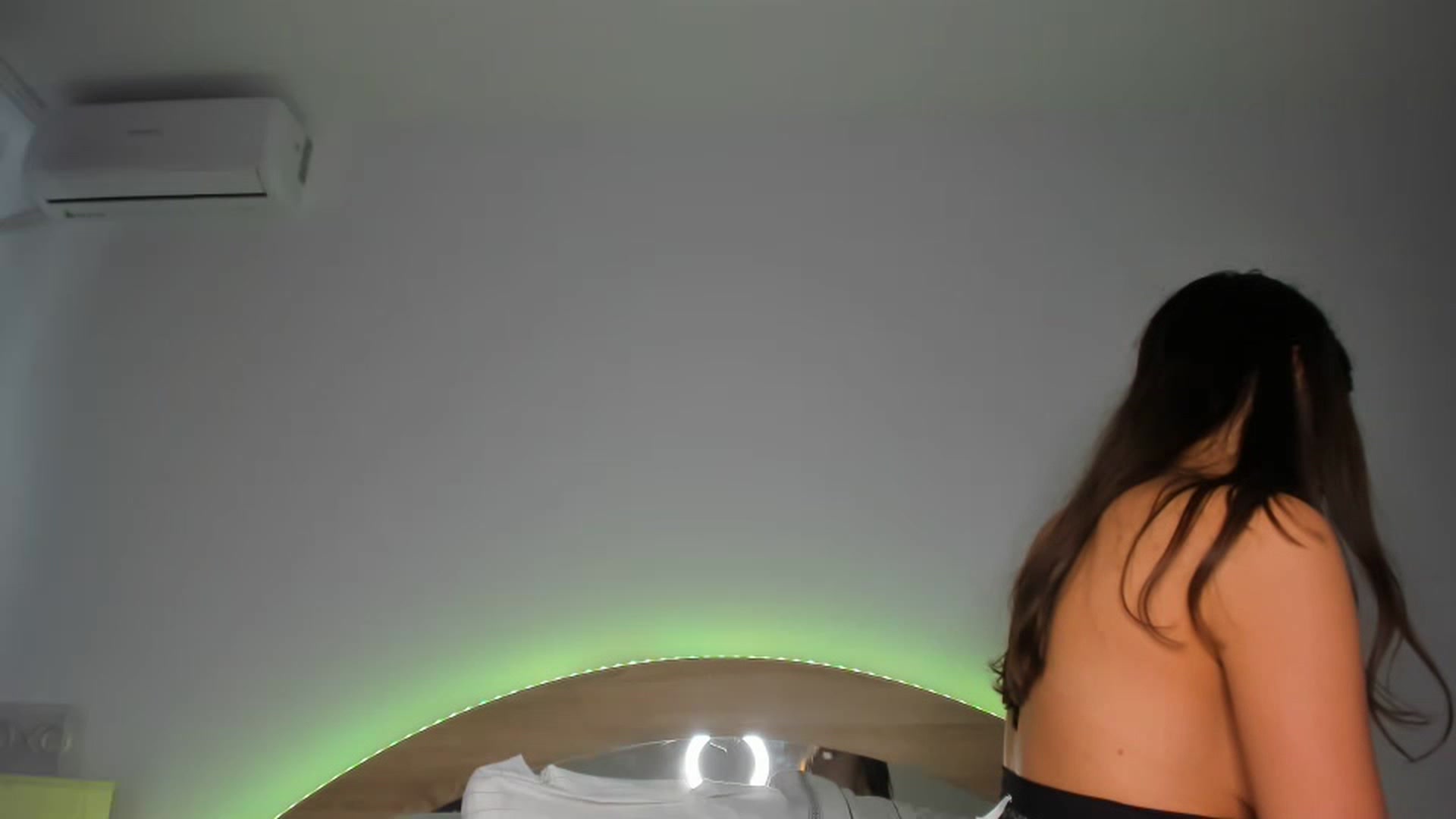 Gallery image thumbnail from Miss_Medyson's myfreecams stream on, 08/01/2023, 13:23 image 2 of 20