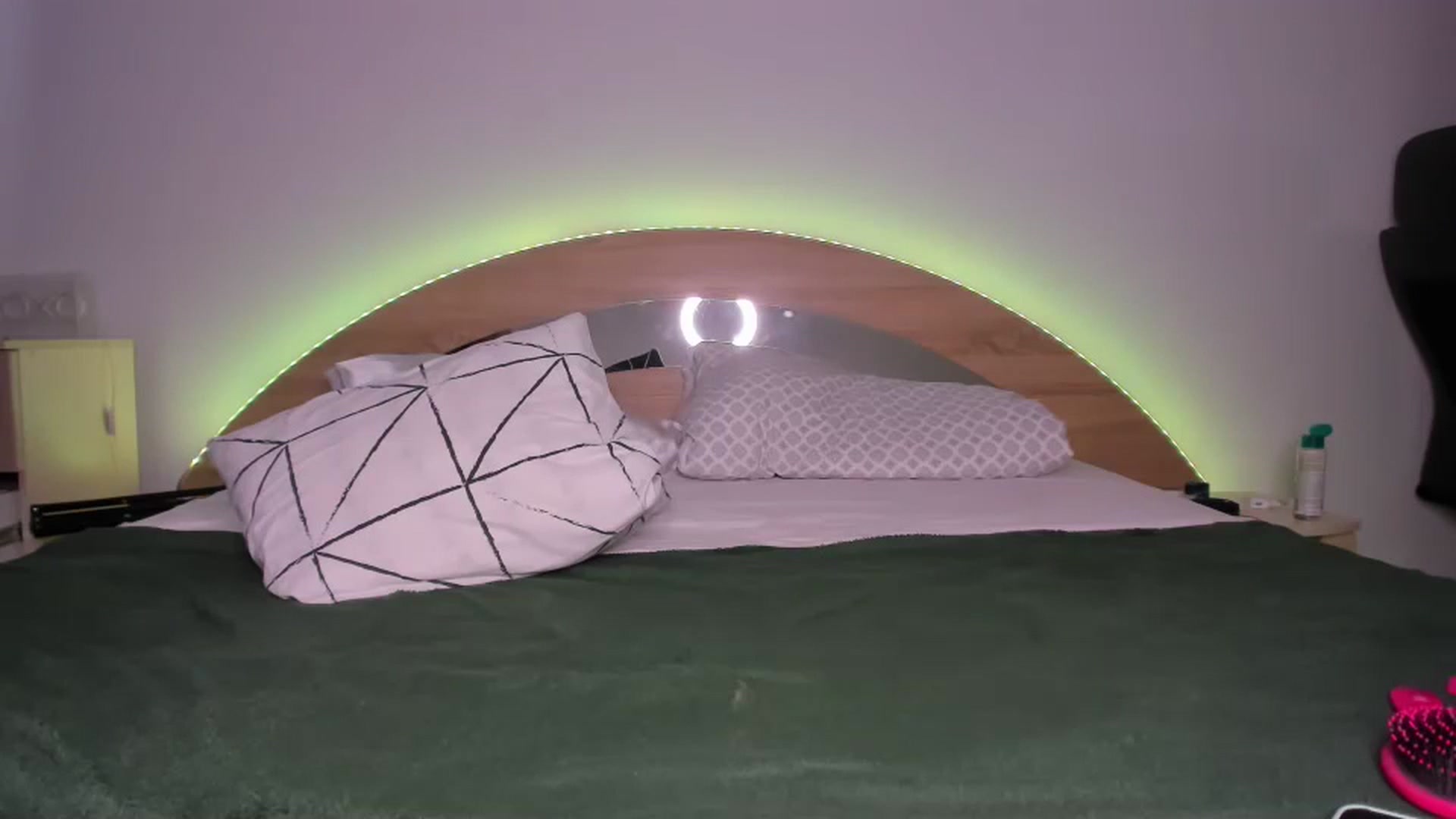 Gallery image thumbnail from Miss_Medyson's myfreecams stream on, 08/13/2023, 11:32 image 7 of 20