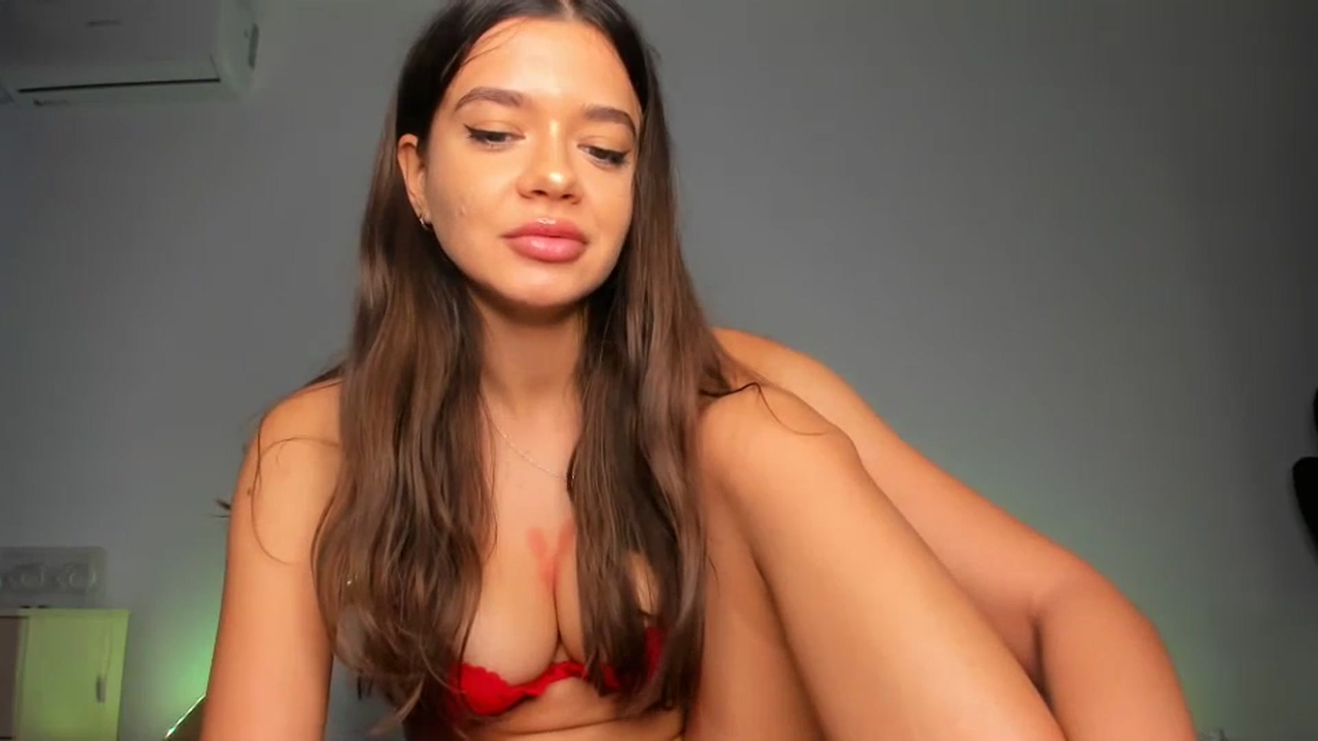 Gallery image thumbnail from Miss_Medyson's myfreecams stream on, 08/18/2023, 10:52 image 11 of 20