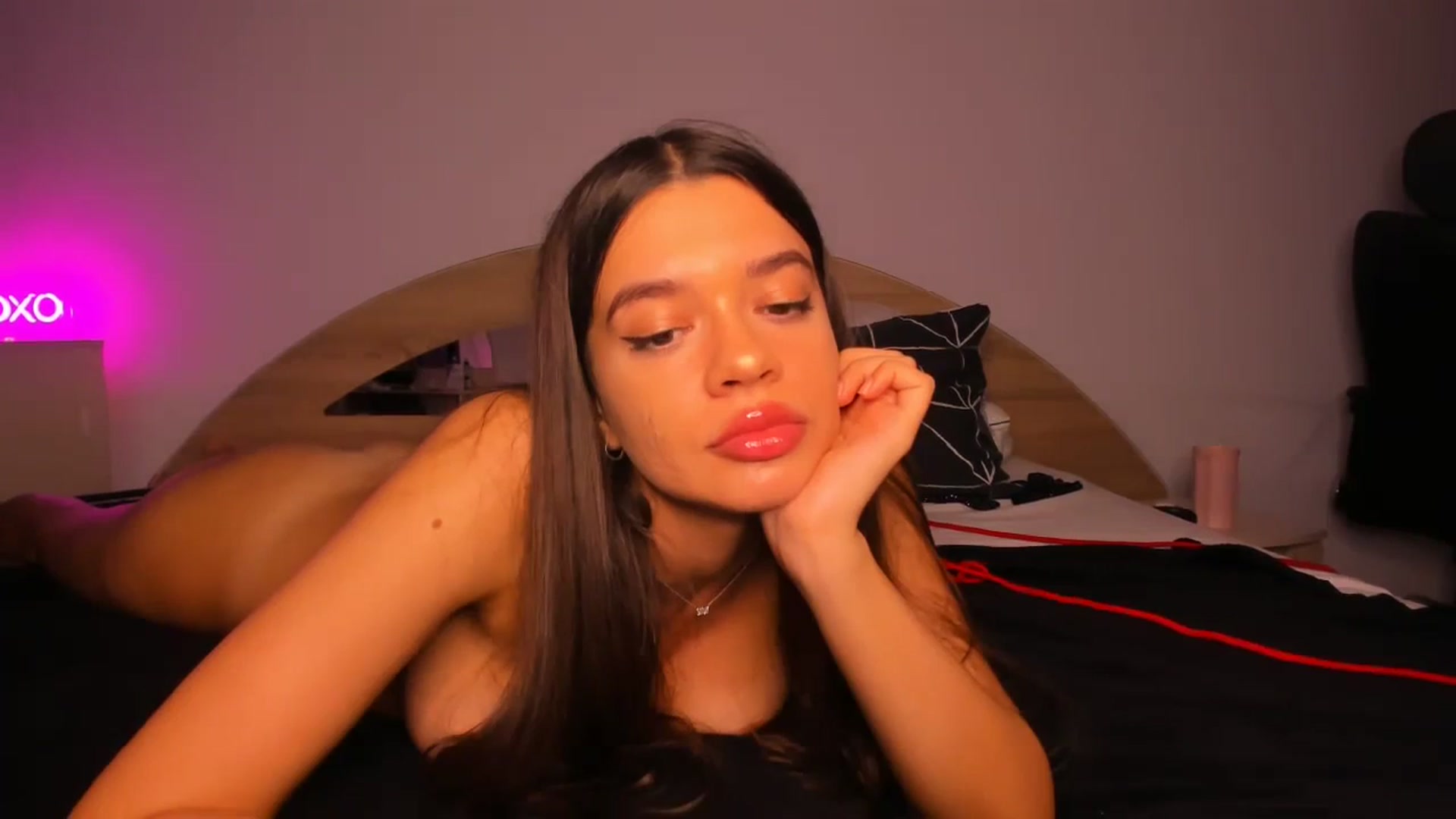 Gallery image thumbnail from Miss_Medyson's myfreecams stream on, 08/24/2023, 17:11 image 8 of 20