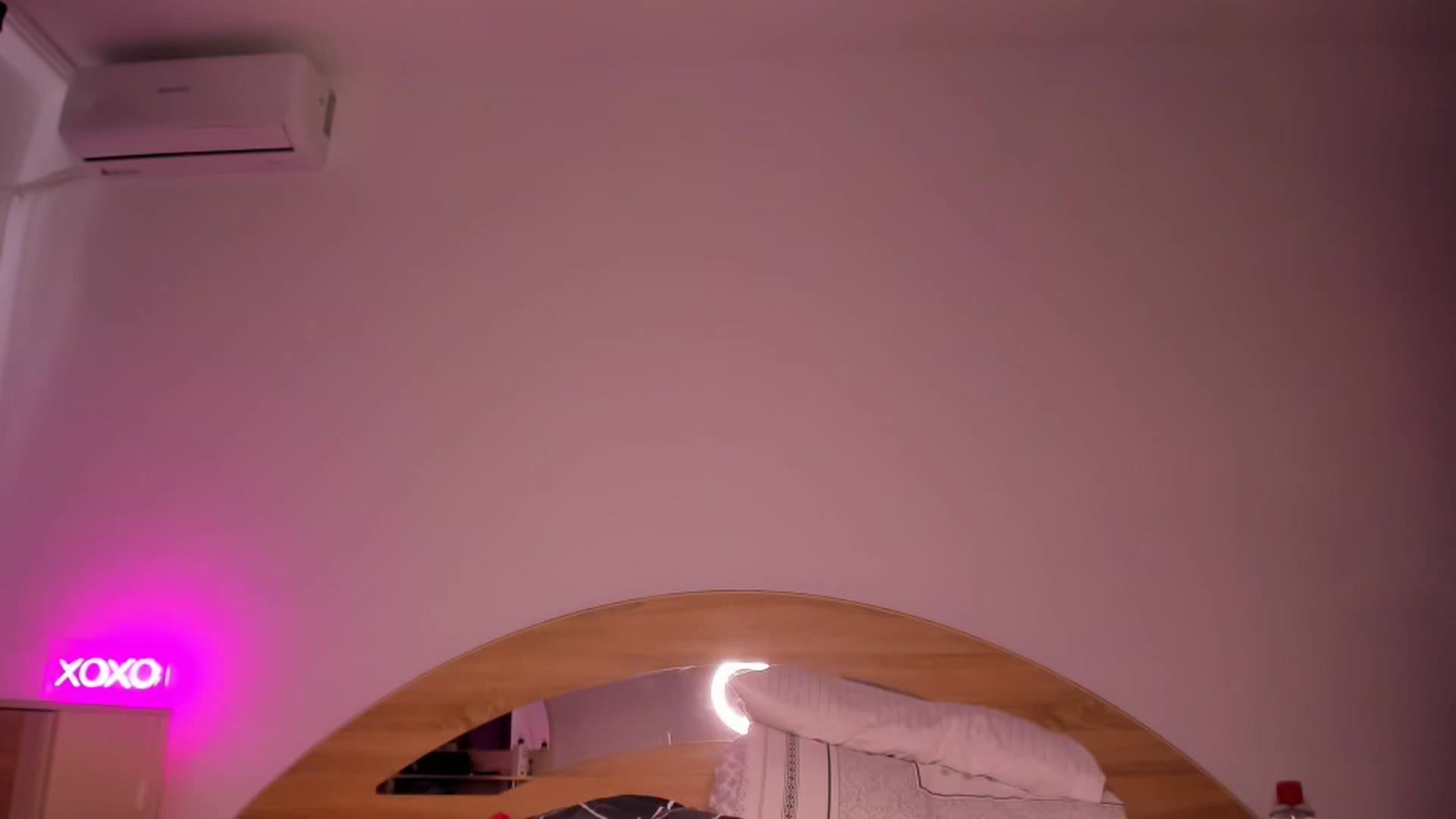 Gallery image thumbnail from Miss_Medyson's myfreecams stream on, 08/27/2023, 12:47 image 12 of 20